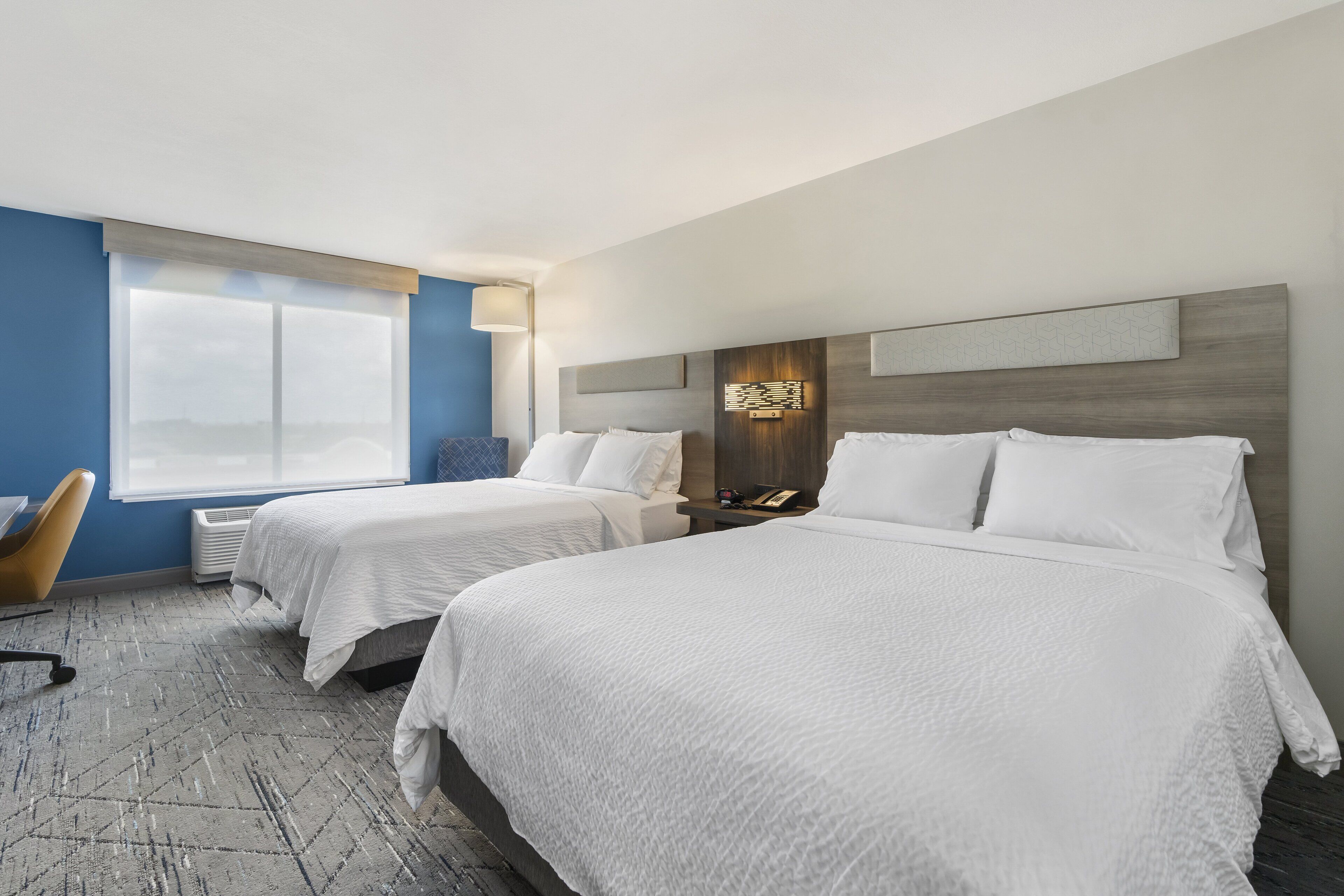 Holiday Inn Express Hotel & Suites Peru - Lasalle Area