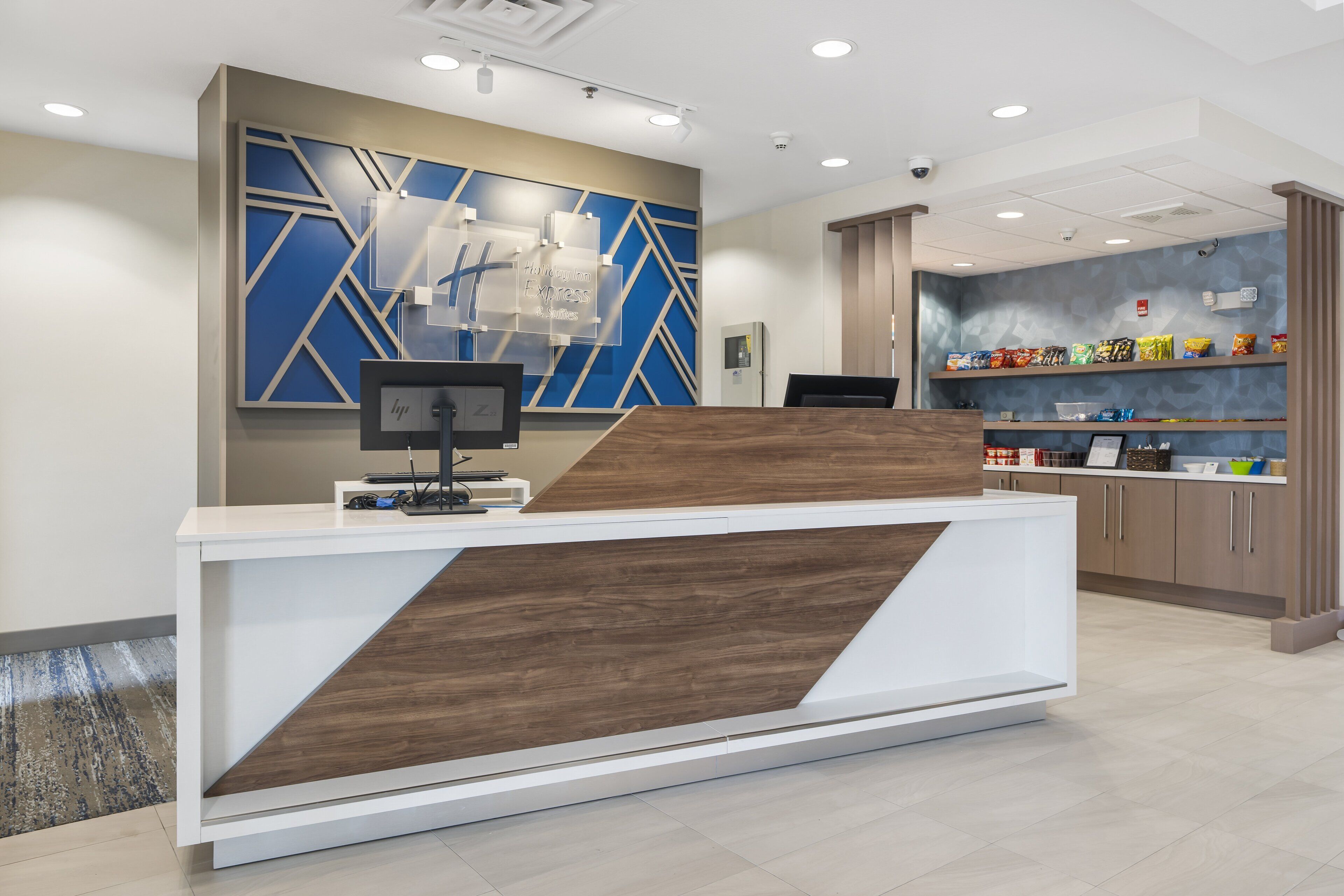 Holiday Inn Express Hotel & Suites Peru - Lasalle Area