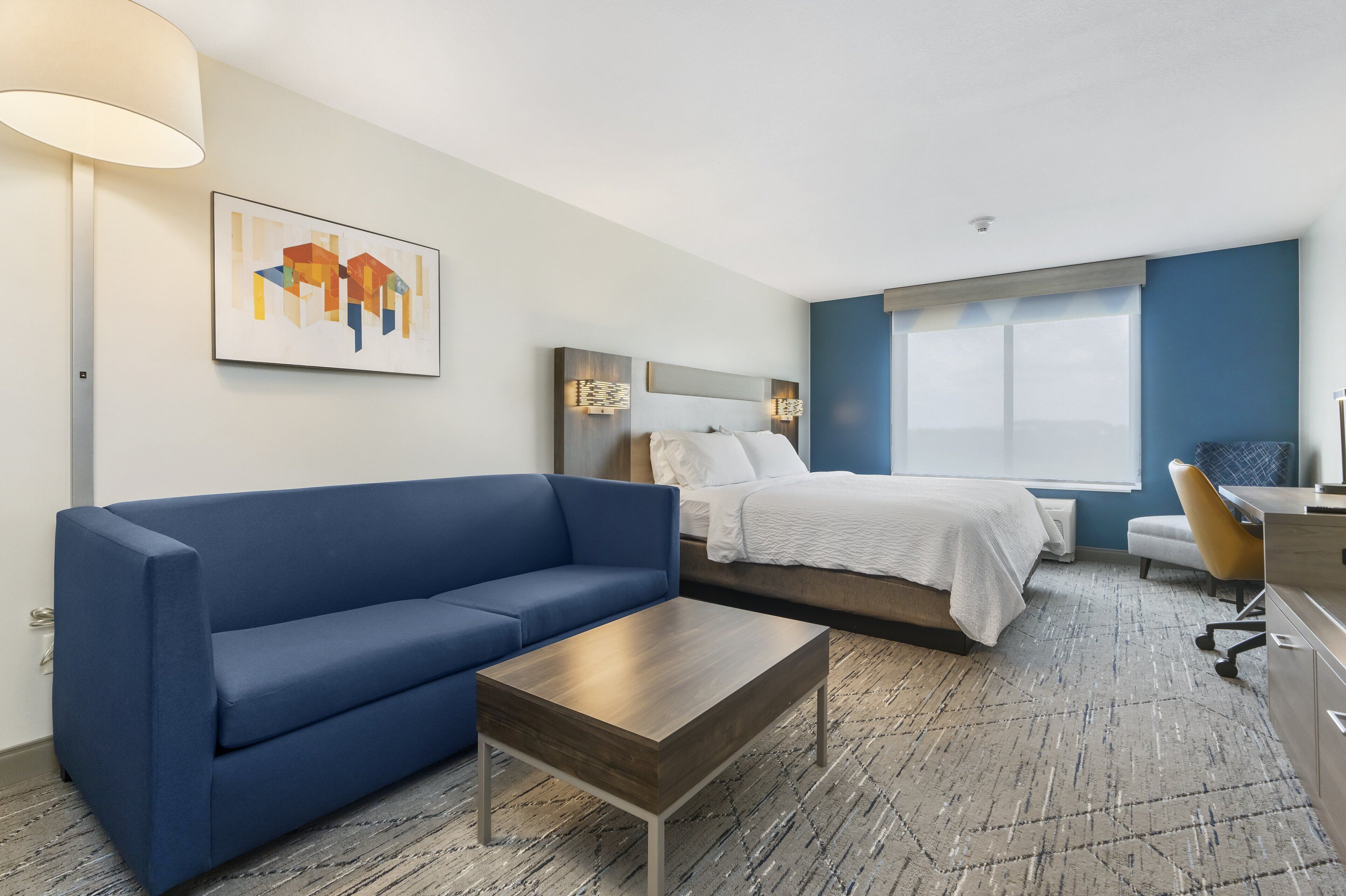 Holiday Inn Express Hotel & Suites Peru - Lasalle Area
