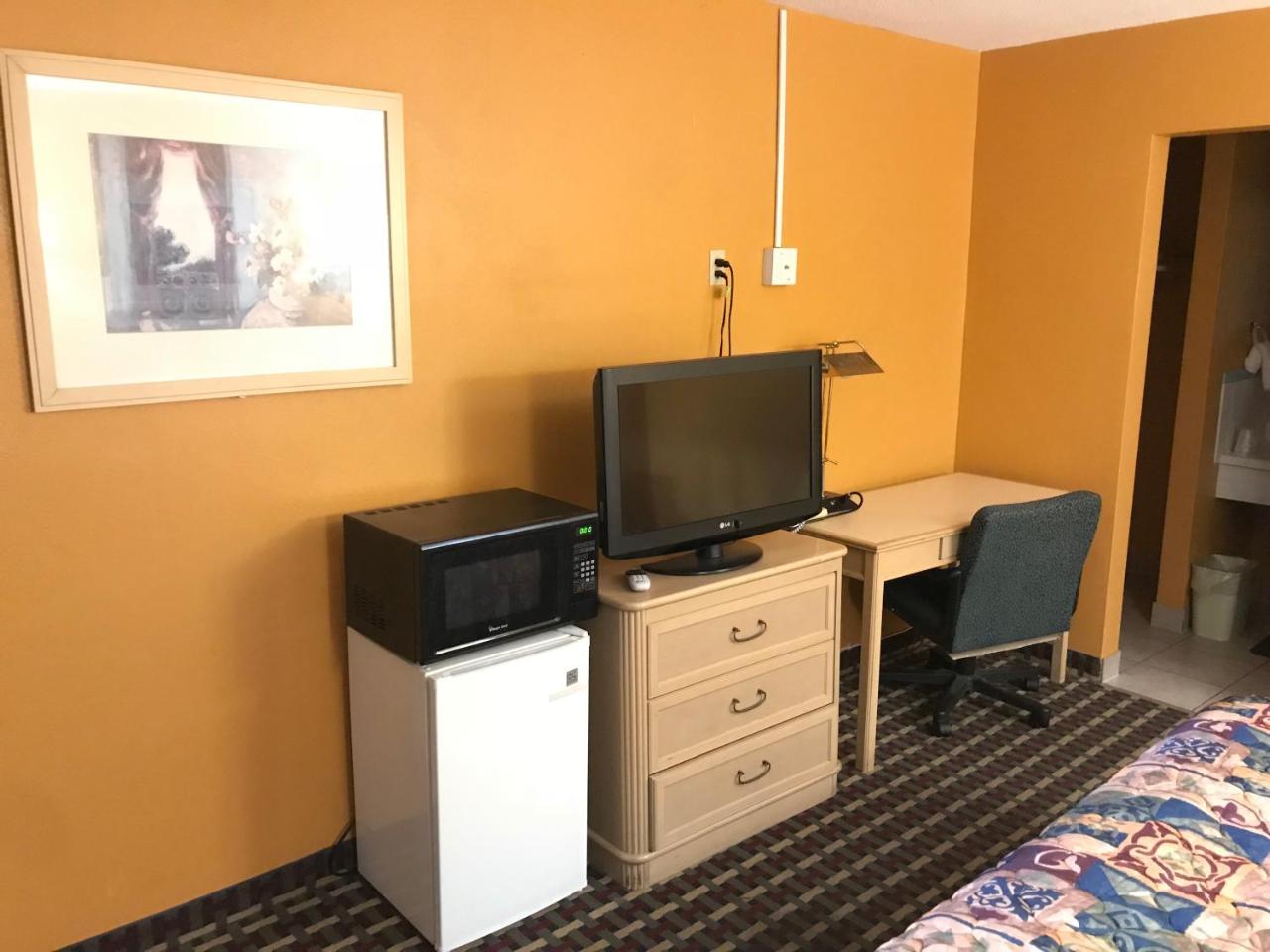 Spring Valley Inn