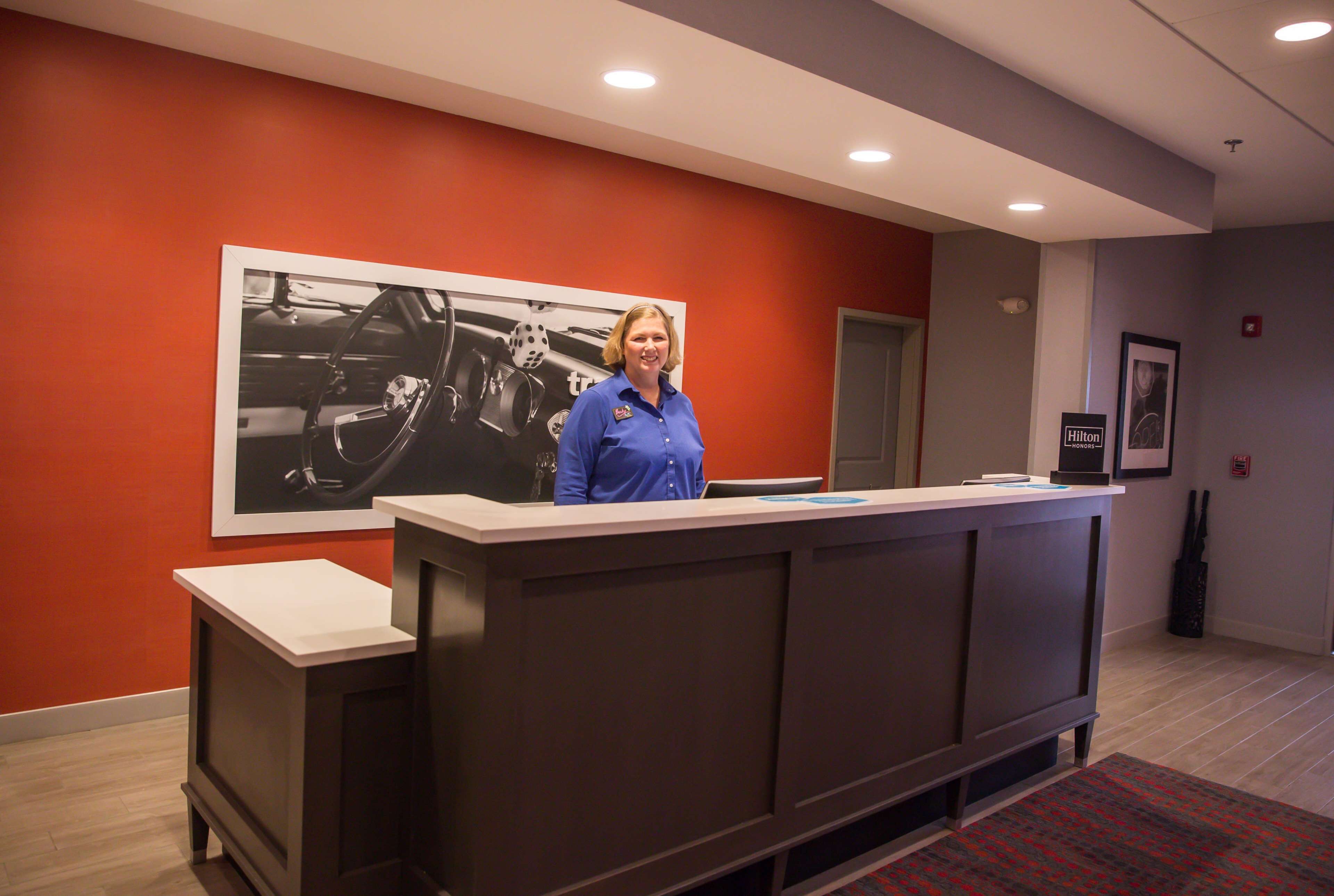 Hampton Inn Pontiac