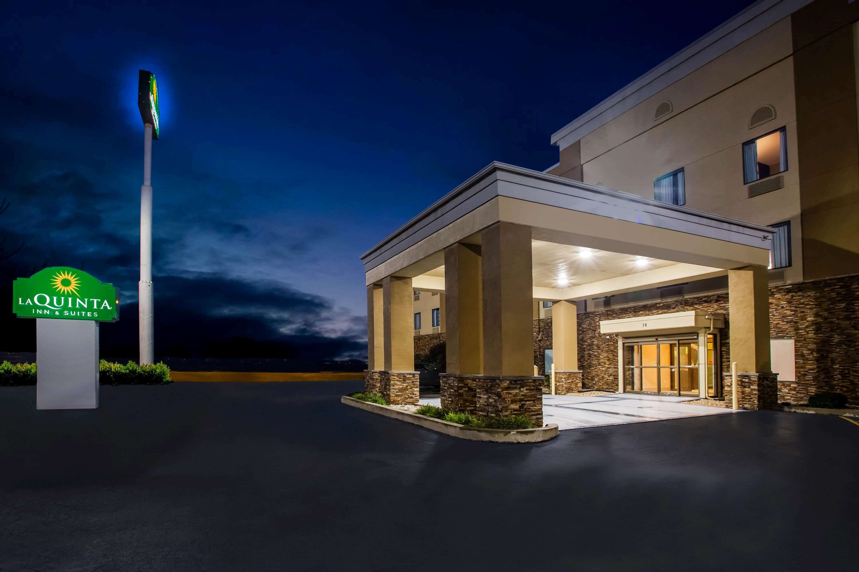 La Quinta Inn & Suites by Wyndham Pontoon Beach