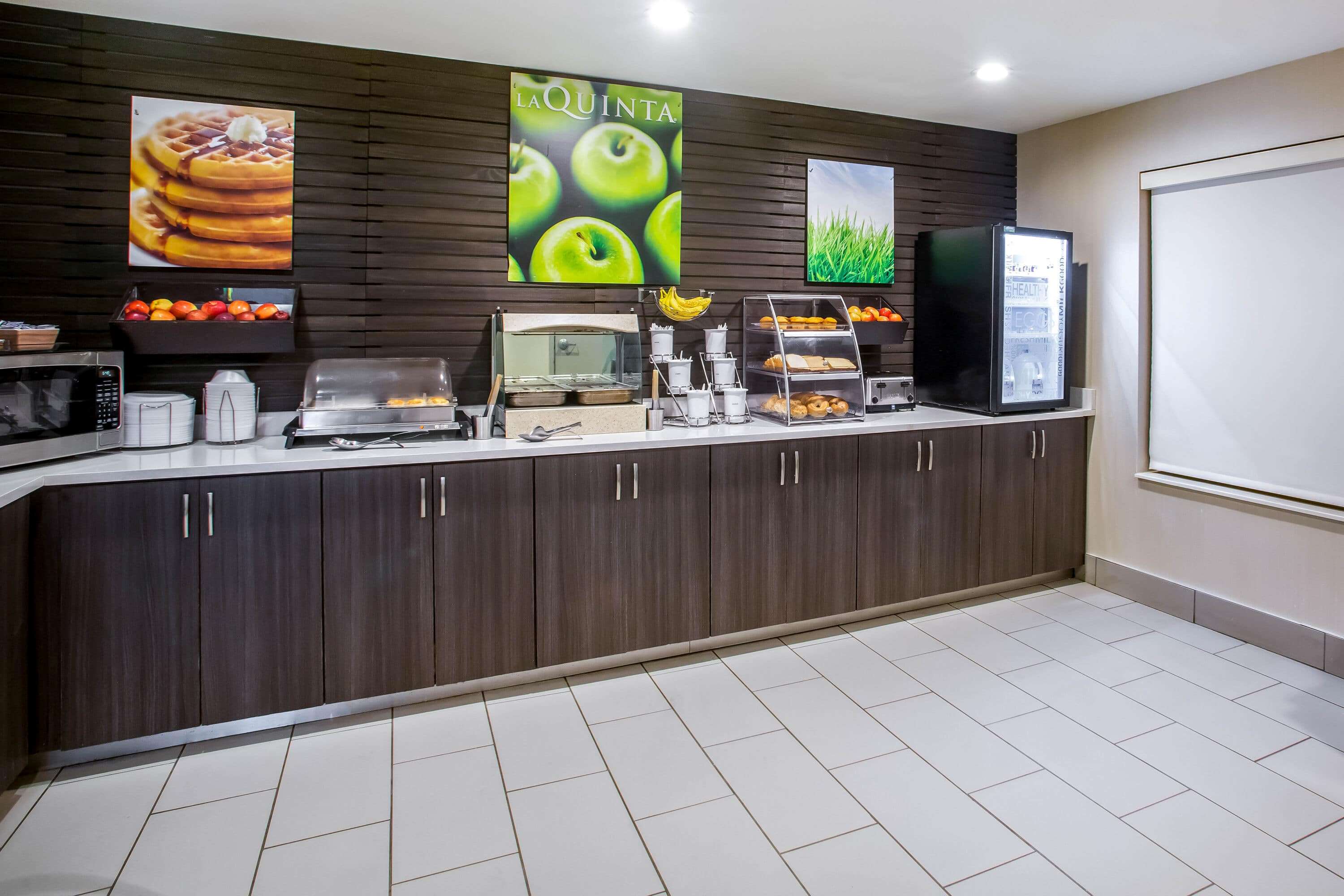 La Quinta Inn & Suites by Wyndham Pontoon Beach