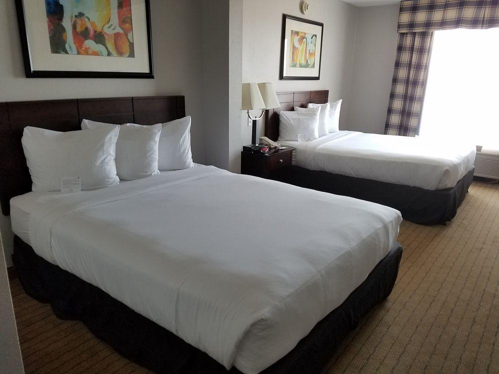 Holiday Inn Express & Suites Prospect Heights