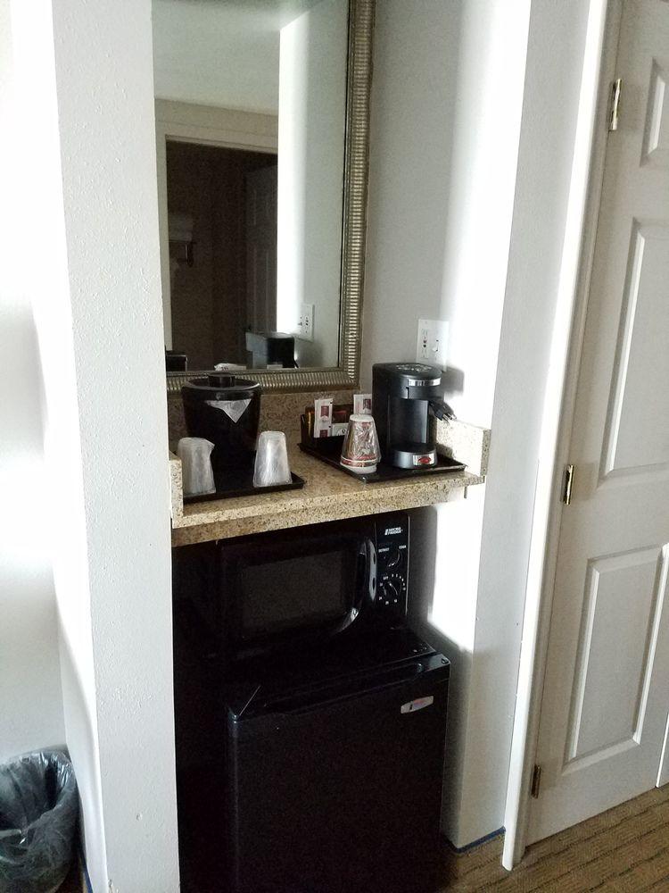 Holiday Inn Express & Suites Prospect Heights