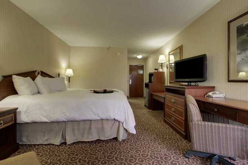 Quality Inn & Suites Quincy - Downtown