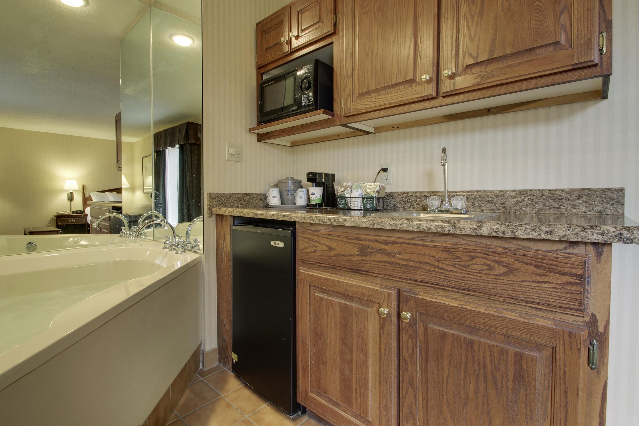 Quality Inn & Suites Quincy - Downtown