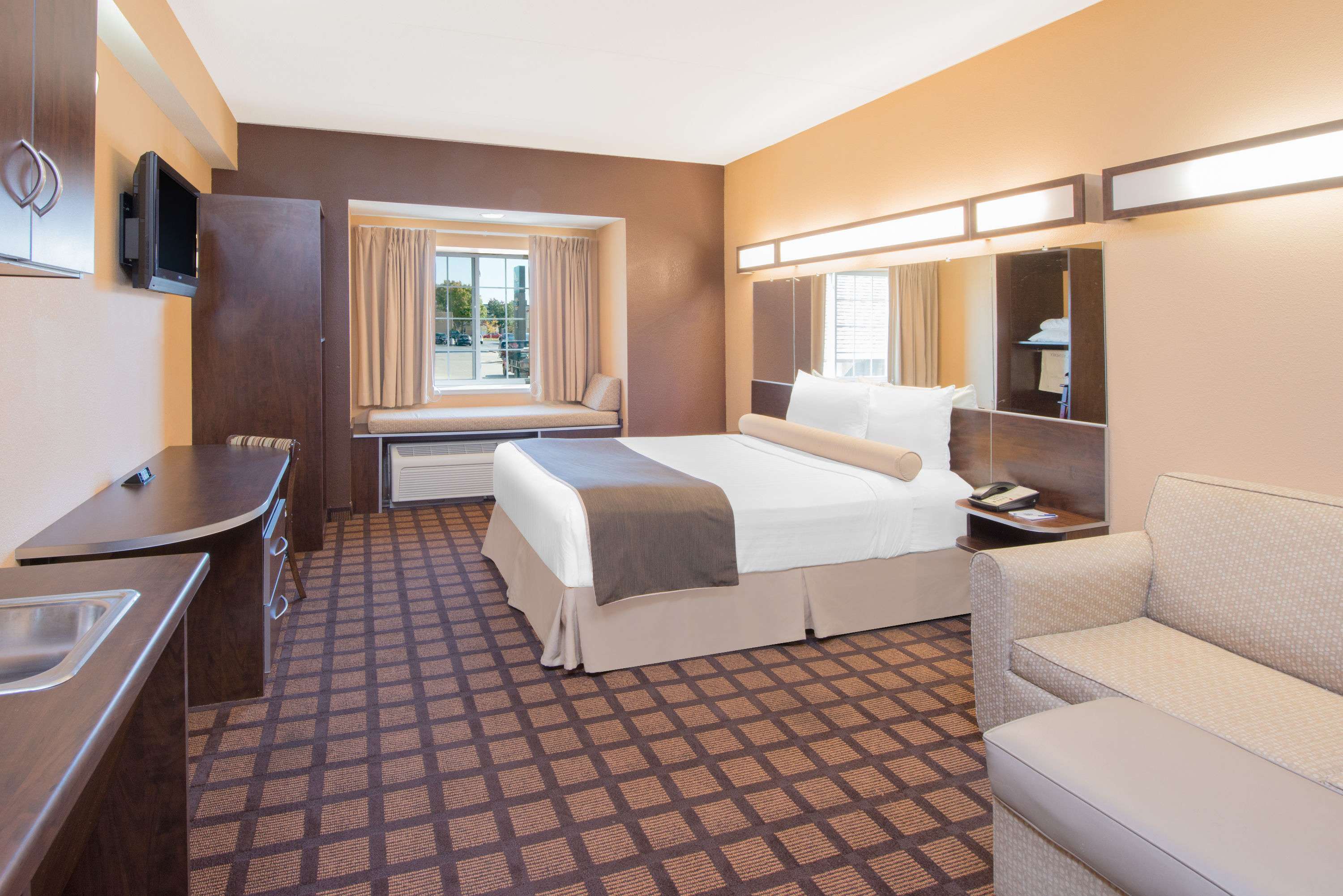 Microtel Inn & Suites by Wyndham Quincy