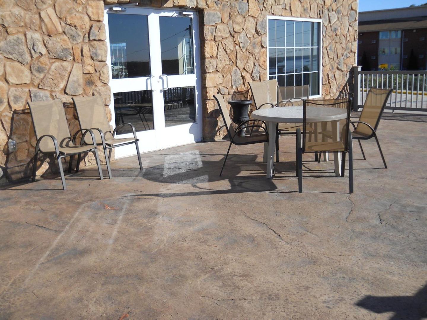Microtel Inn & Suites by Wyndham Quincy