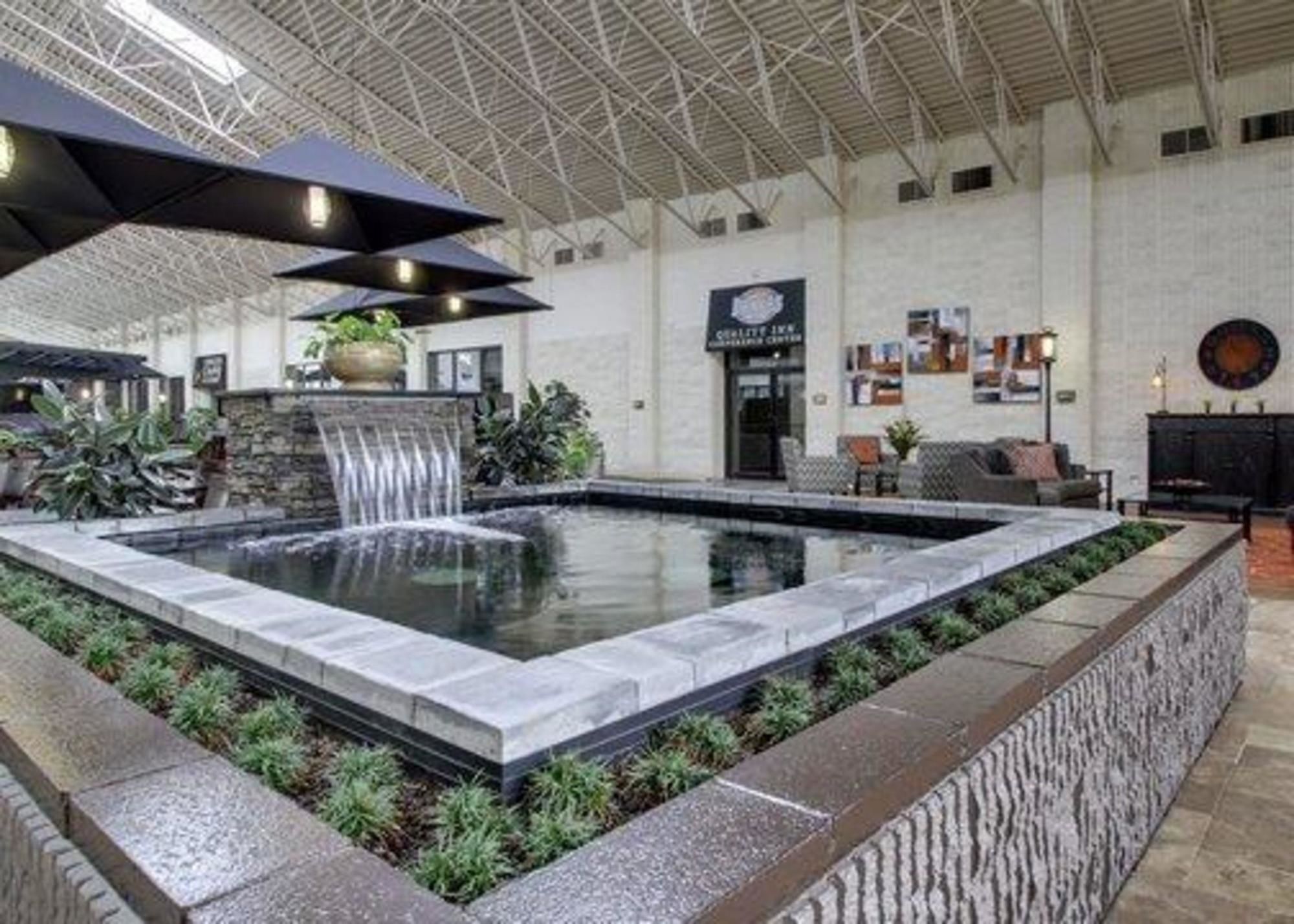 The Atrium Hotel on Third