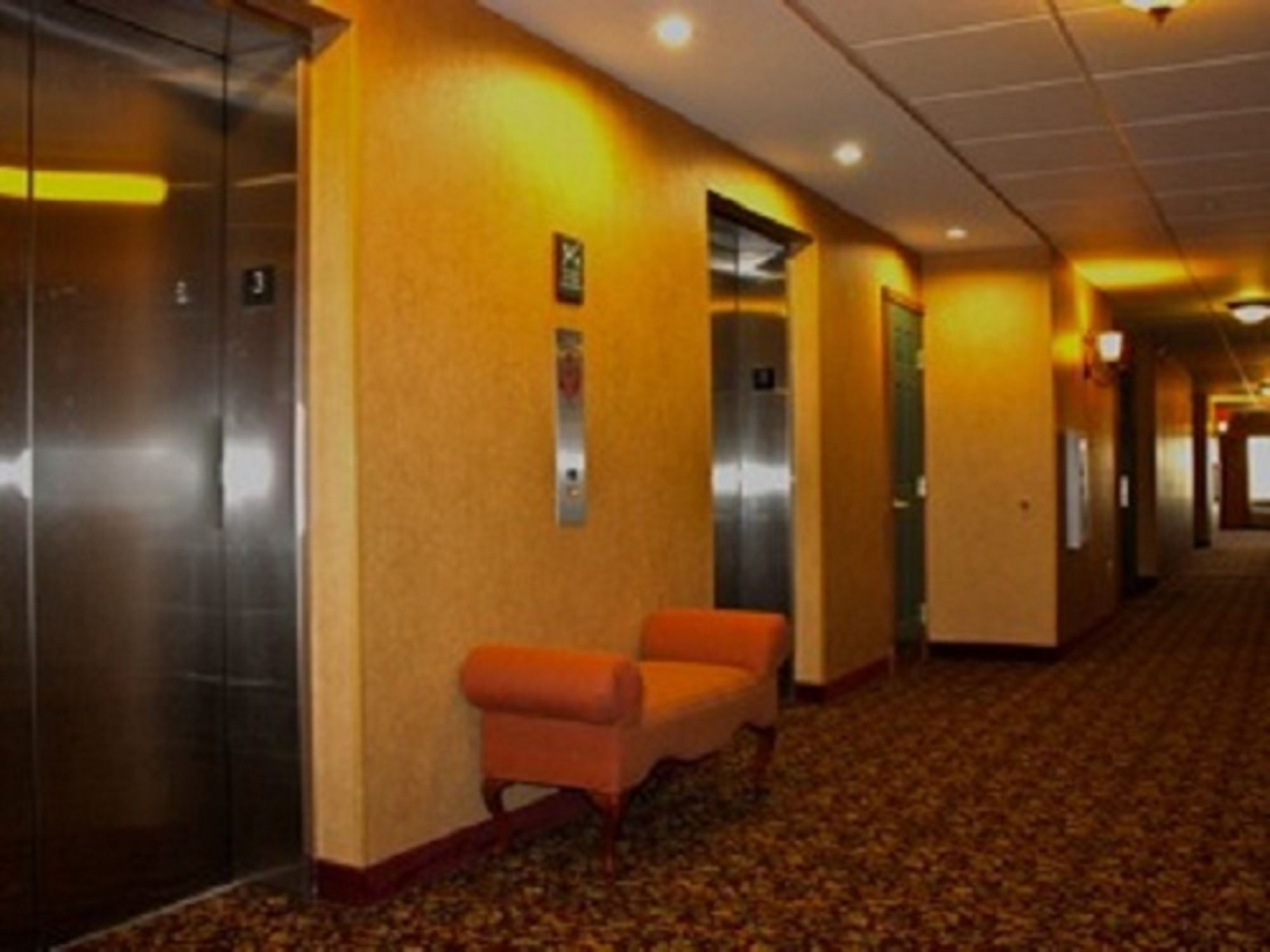 Town & Country Inn and Suites