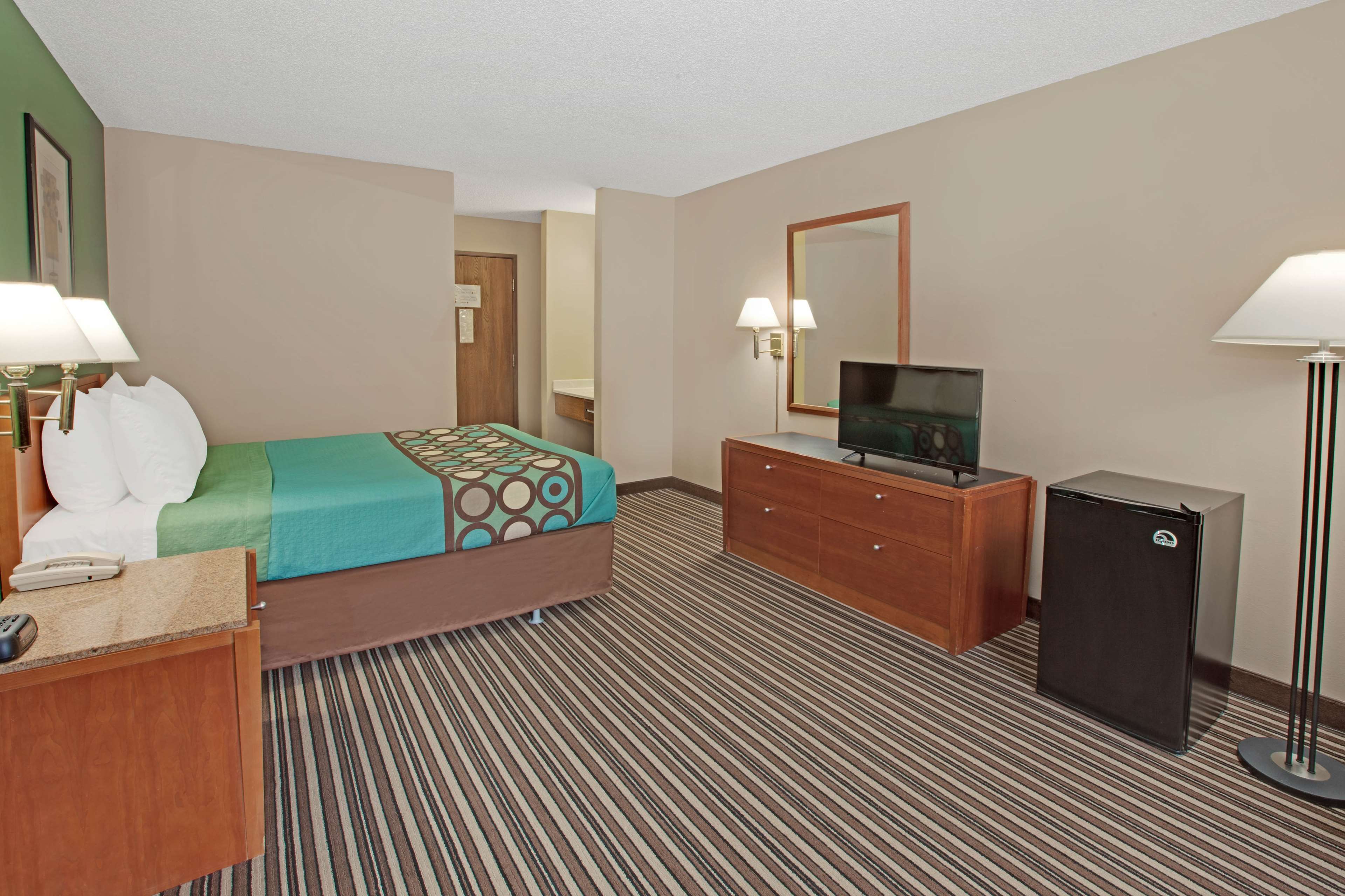 Baymont Inn & Suites by Wyndham Richmond