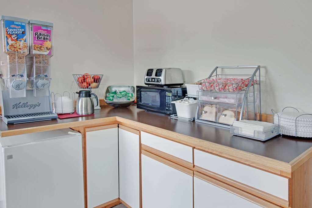 Baymont Inn & Suites by Wyndham Richmond