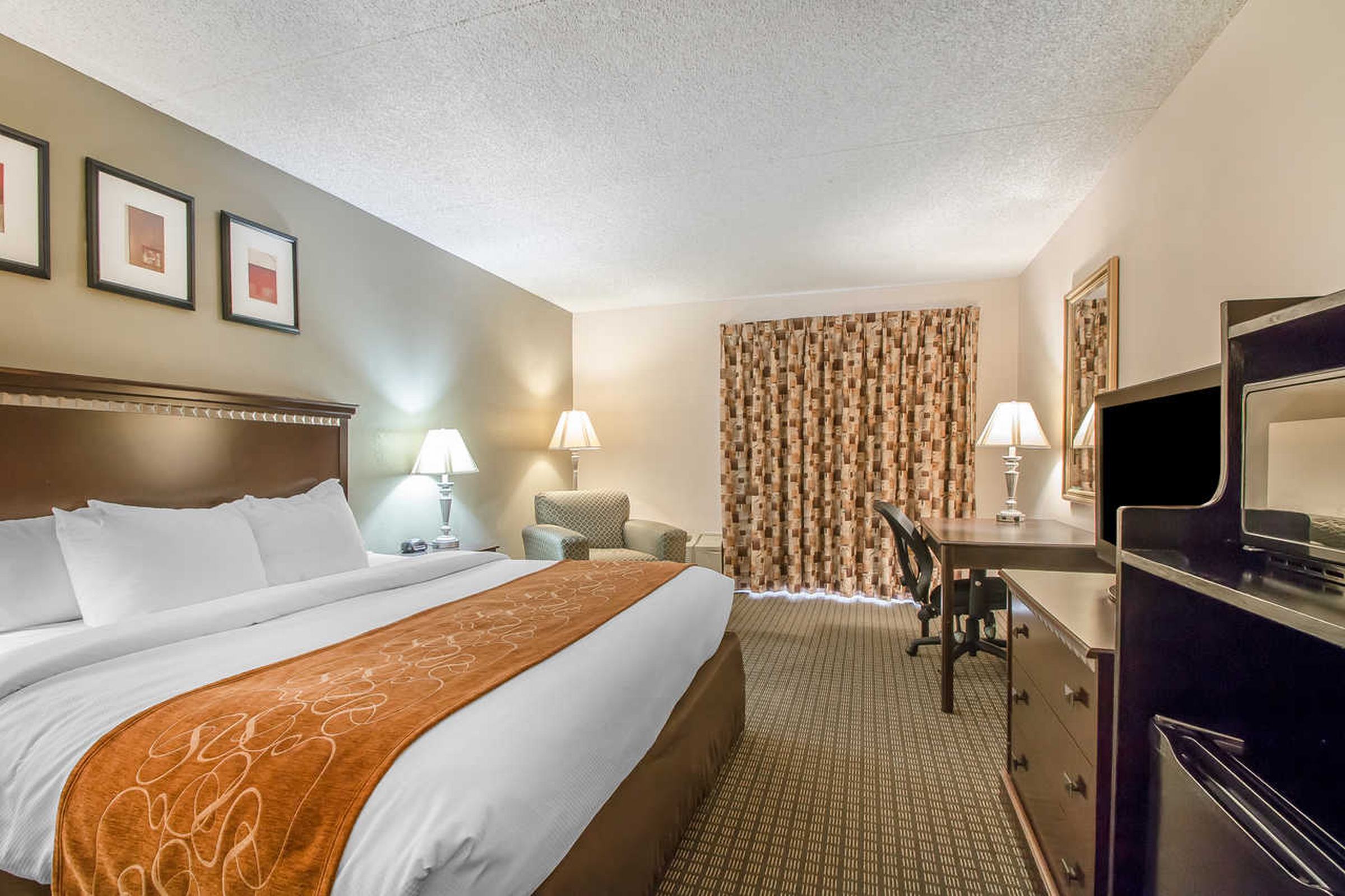 Comfort Inn & Suites