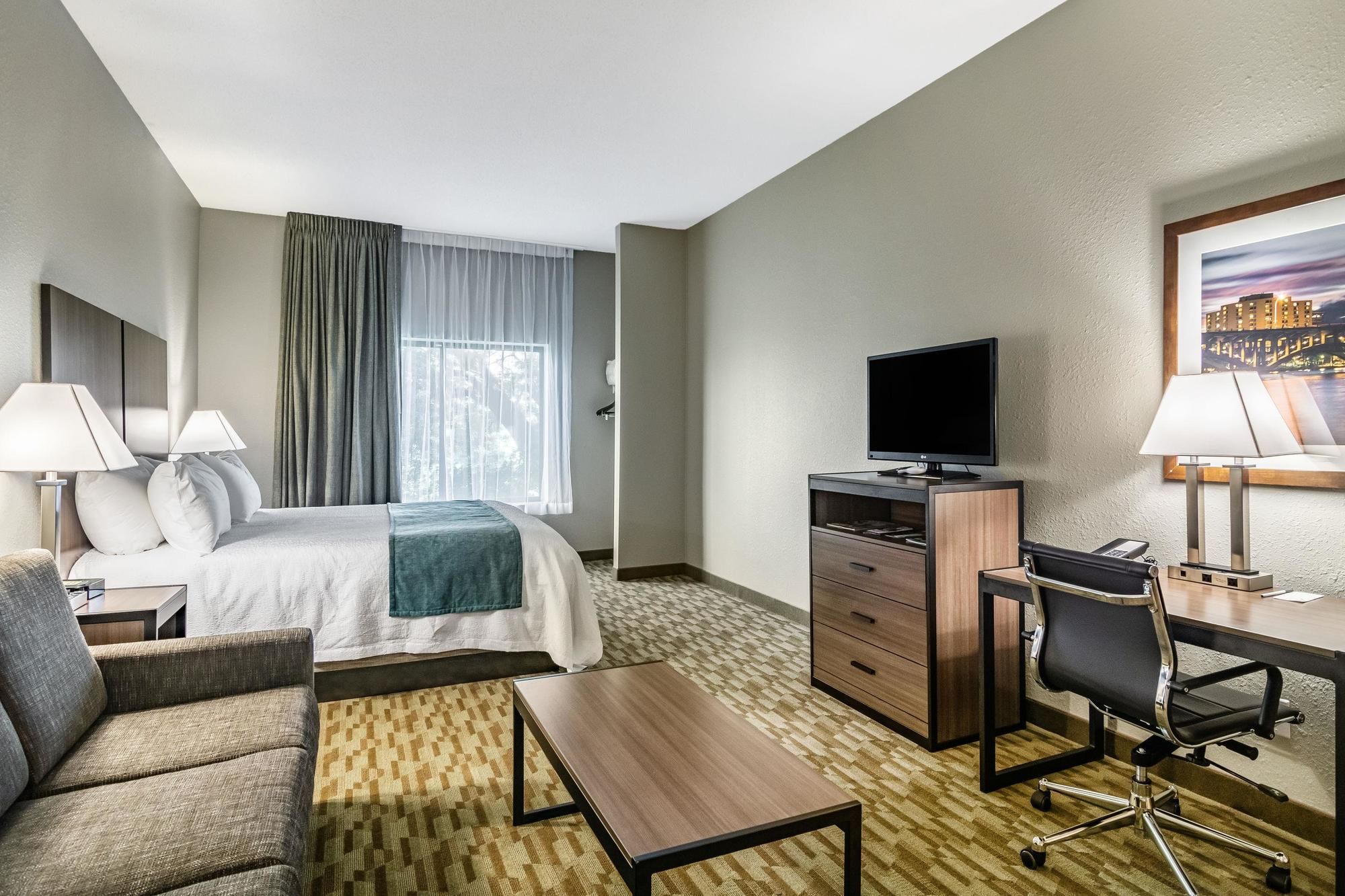 Riverview Inn & Suites, Ascend Hotel Collection