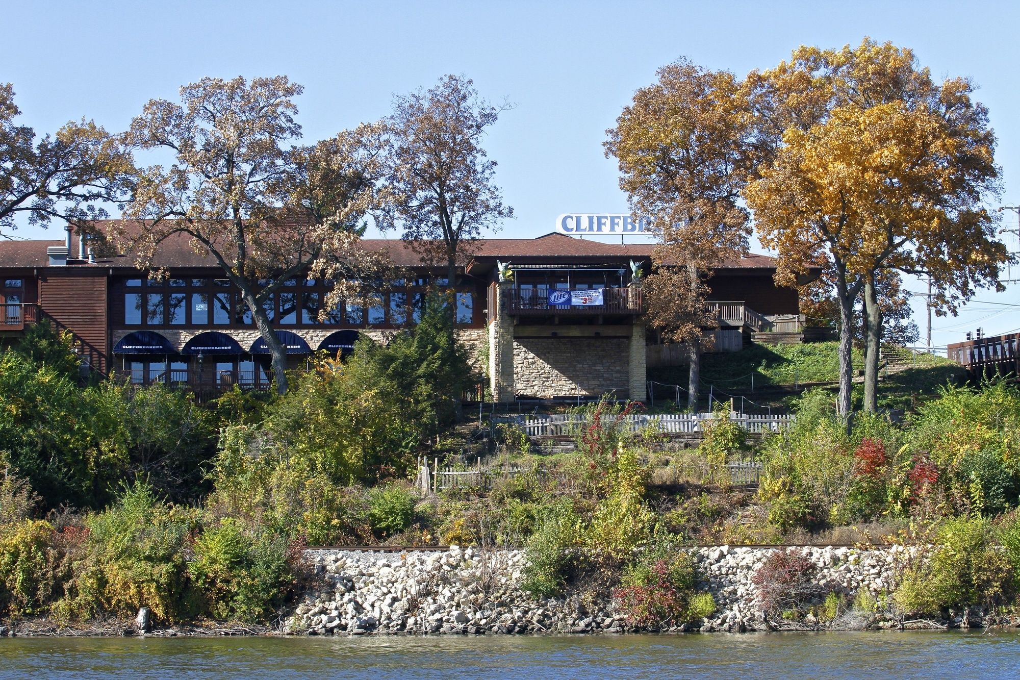 Riverview Inn & Suites, Ascend Hotel Collection