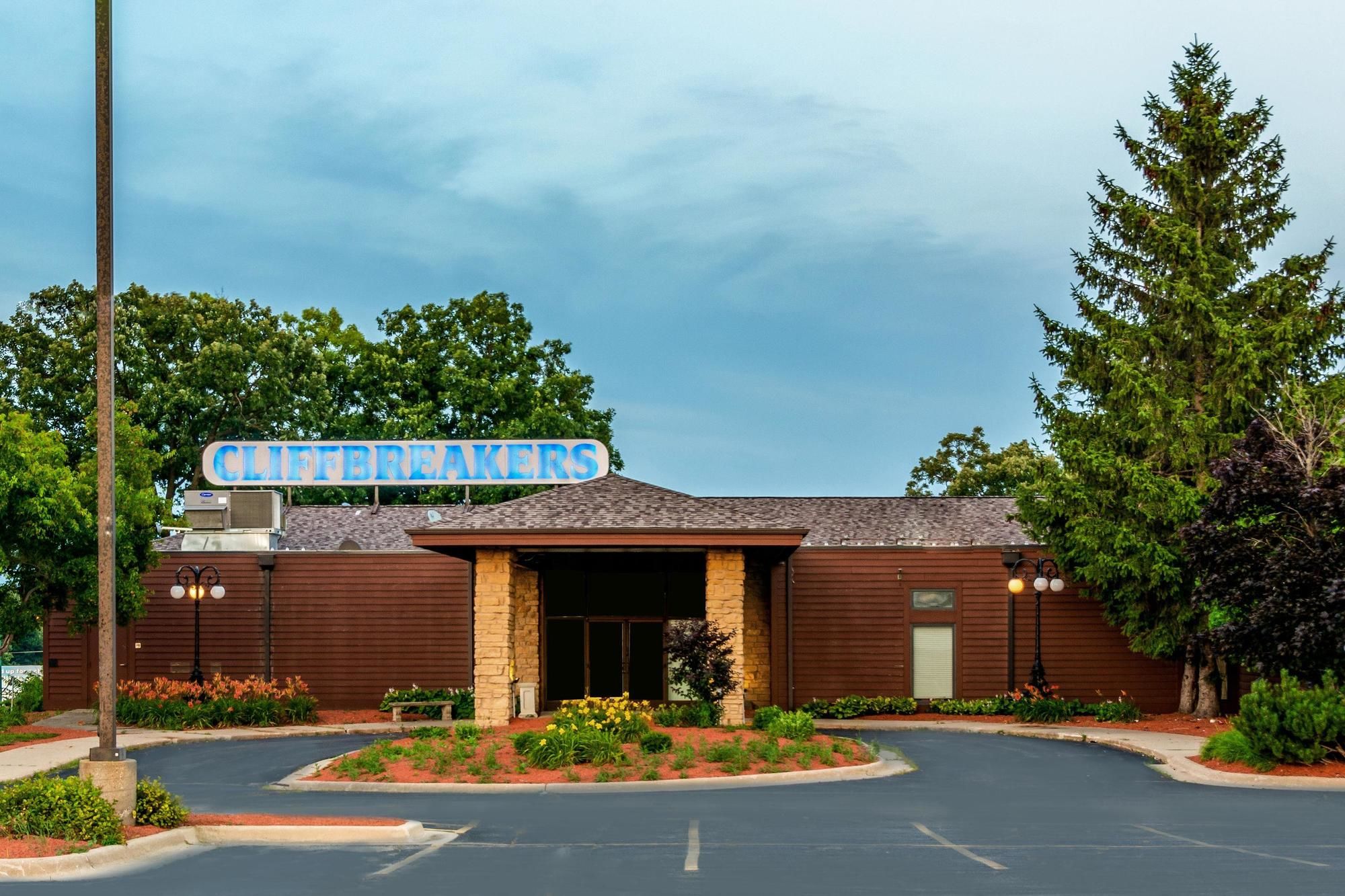 Riverview Inn & Suites, Ascend Hotel Collection