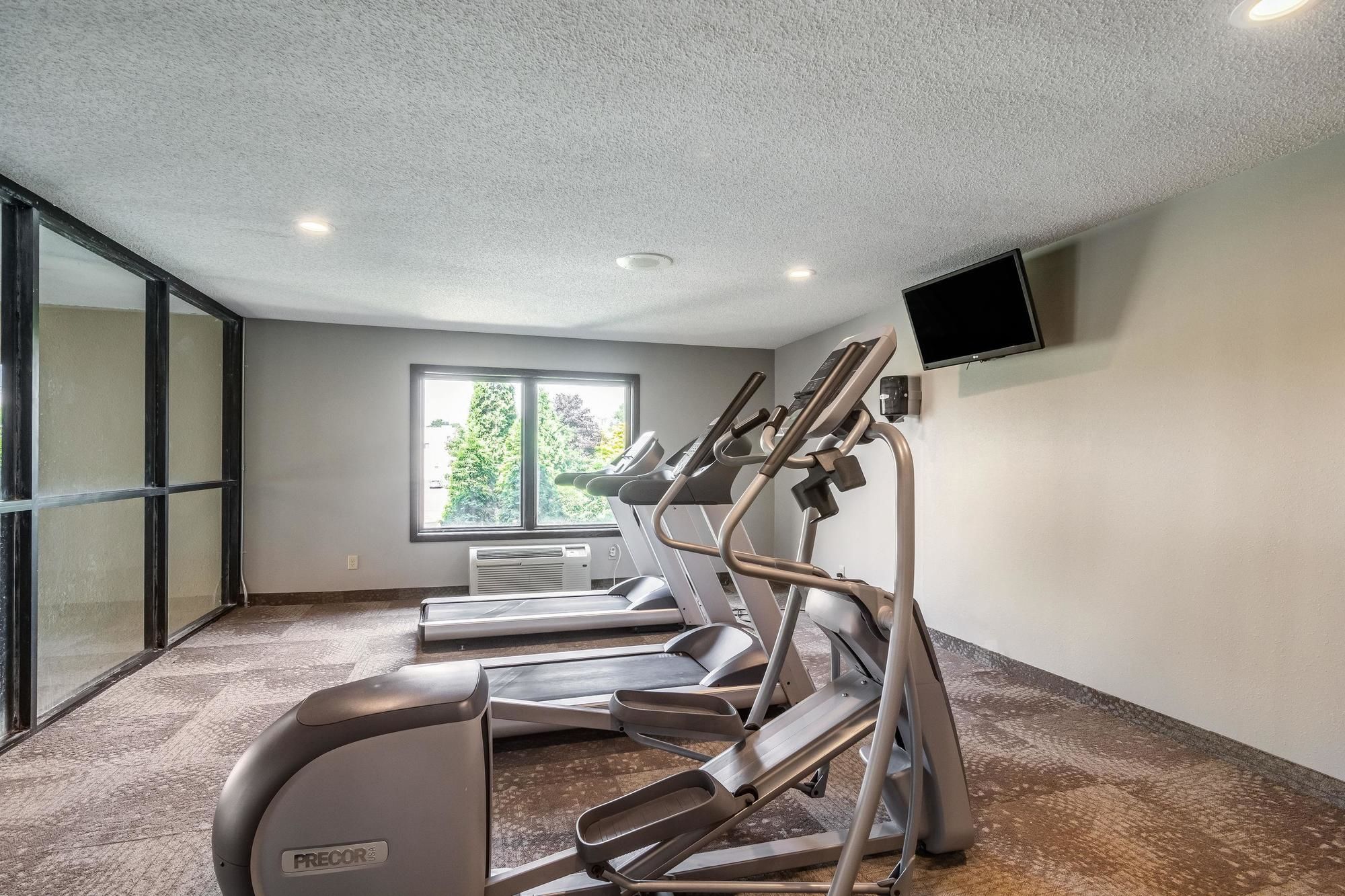 Riverview Inn & Suites, Ascend Hotel Collection