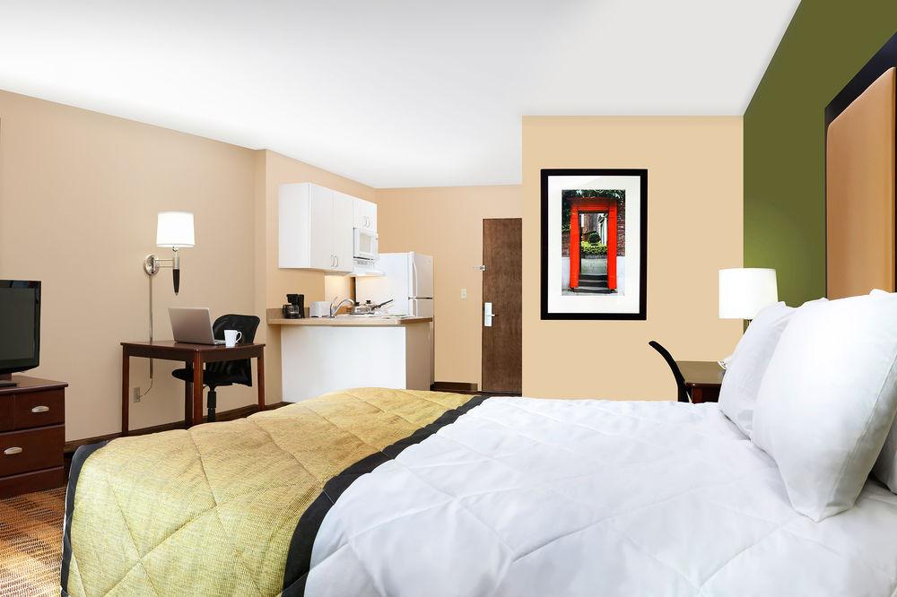Extended Stay America Rockford I-90