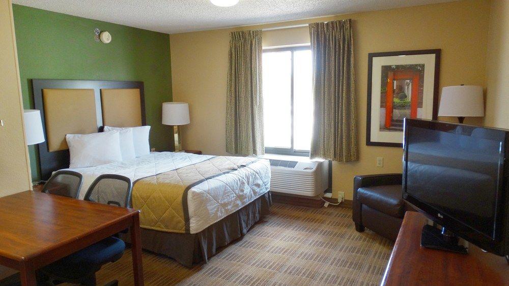 Extended Stay America Rockford State Street