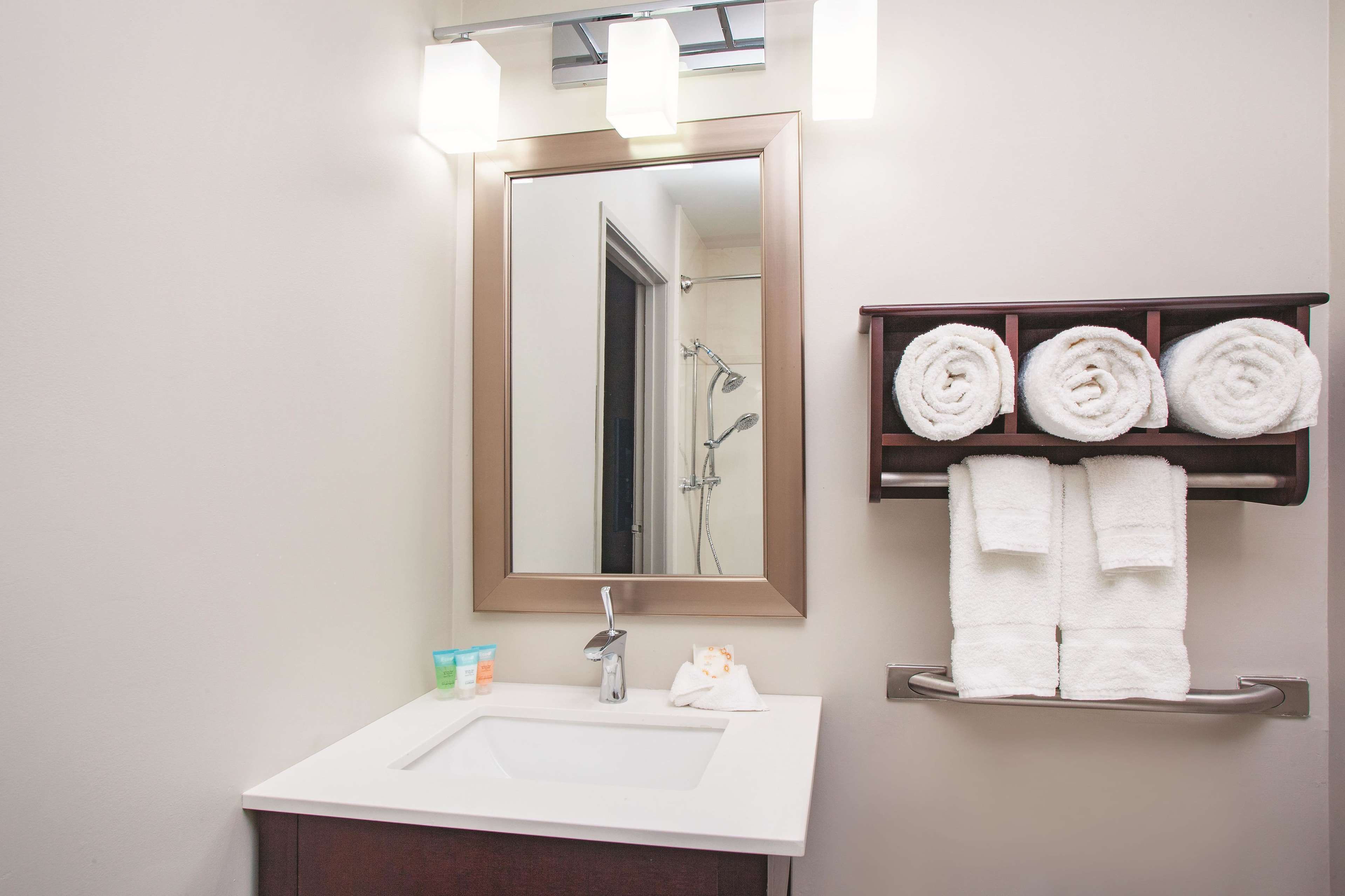 La Quinta Inn & Suites by Wyndham Rockford