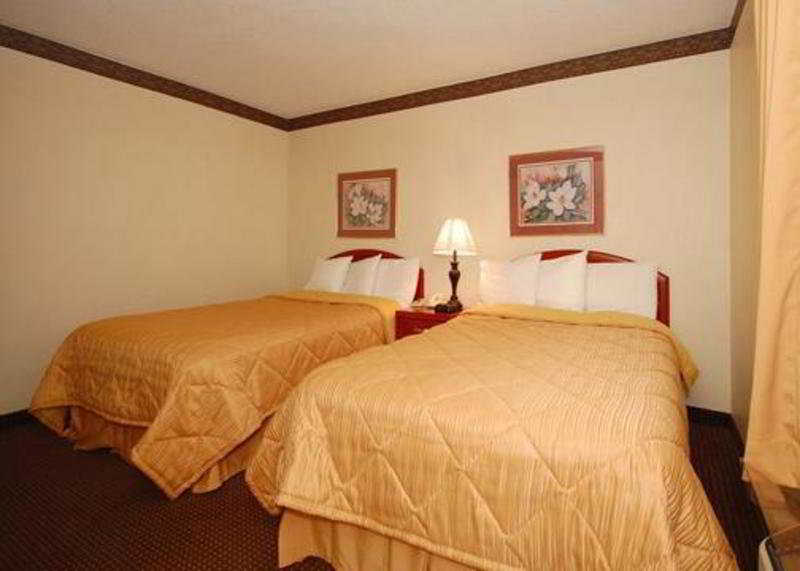 La Quinta Inn & Suites by Wyndham Rockford
