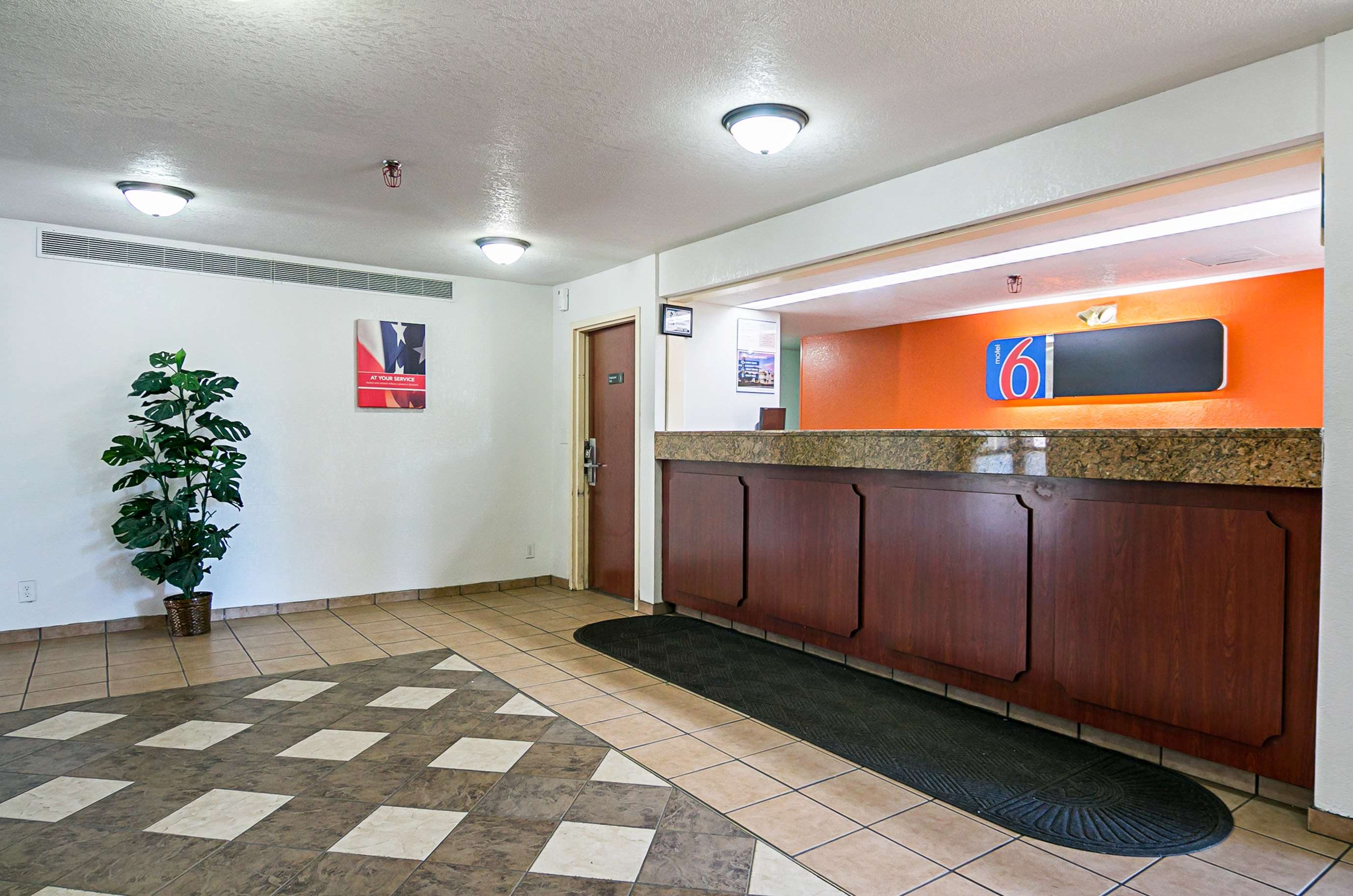 Econo Lodge