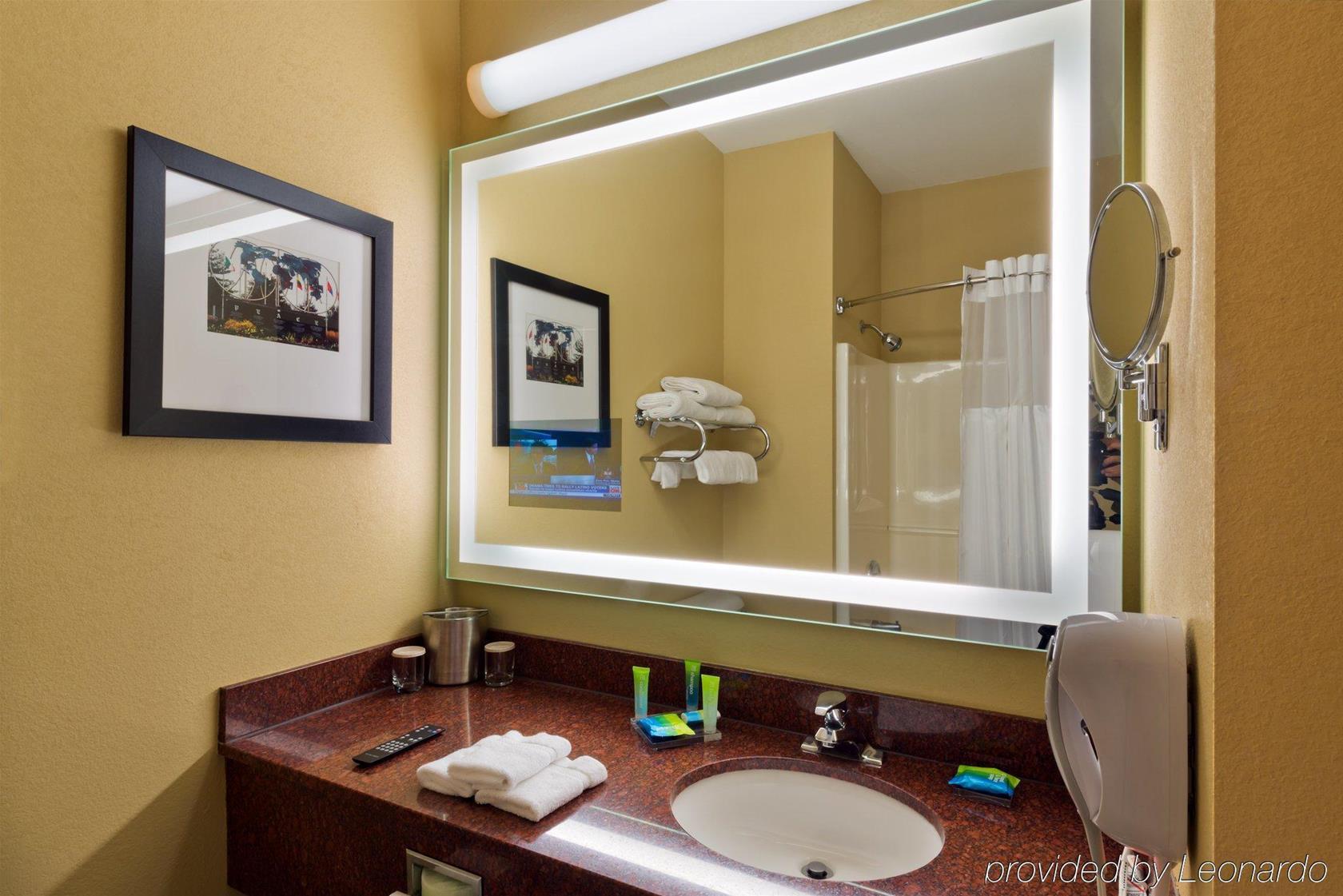 Radisson Hotel & Conference Center Rockford