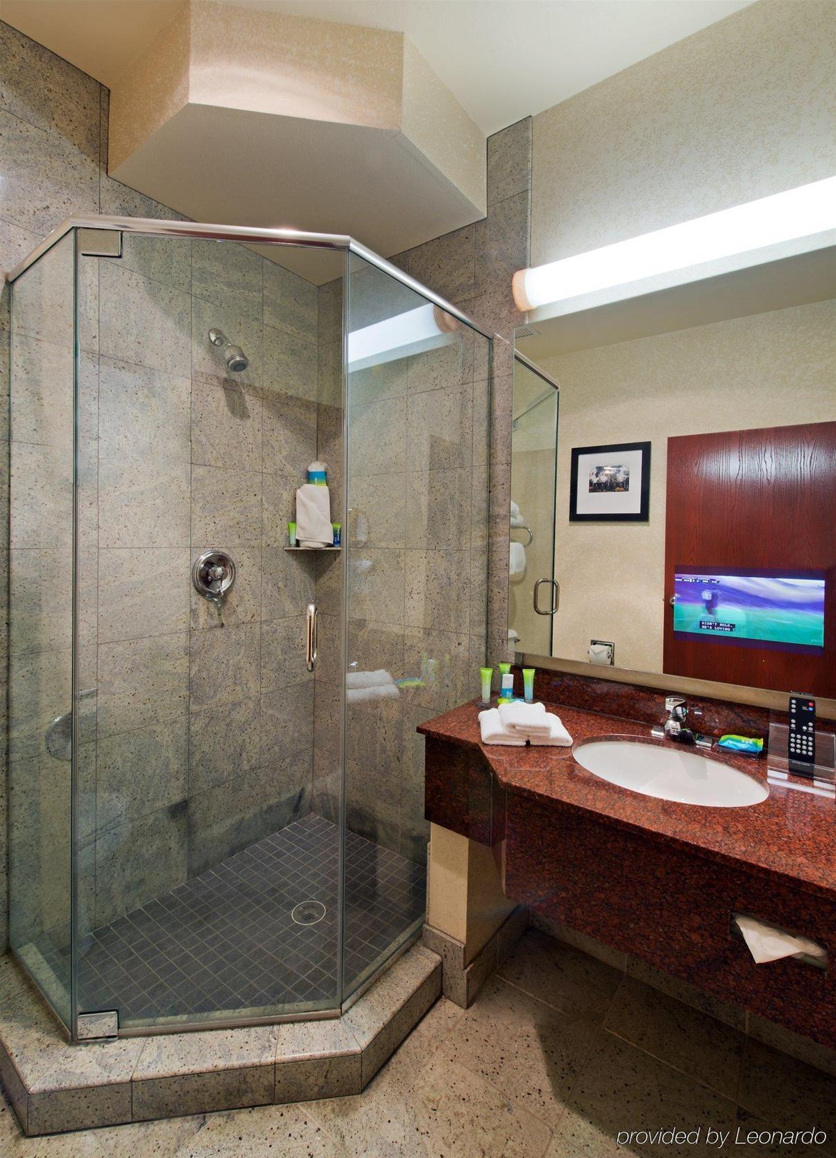 Radisson Hotel & Conference Center Rockford
