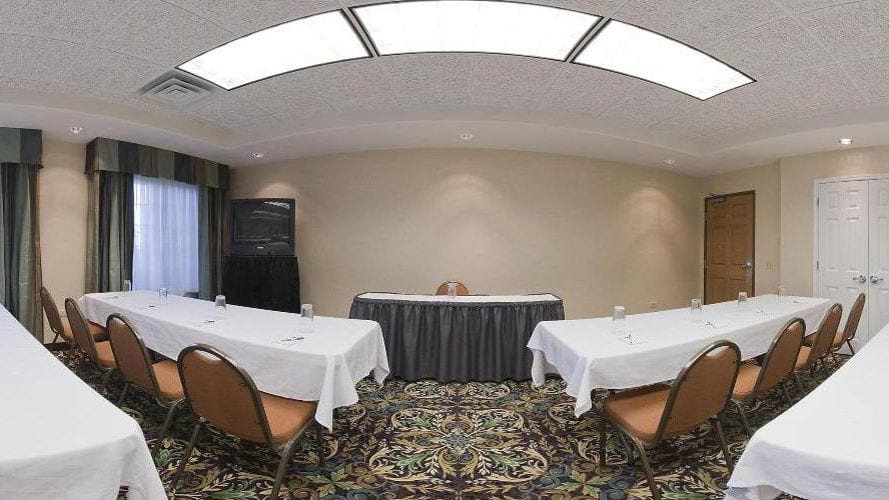 Staybridge Suites Rockford