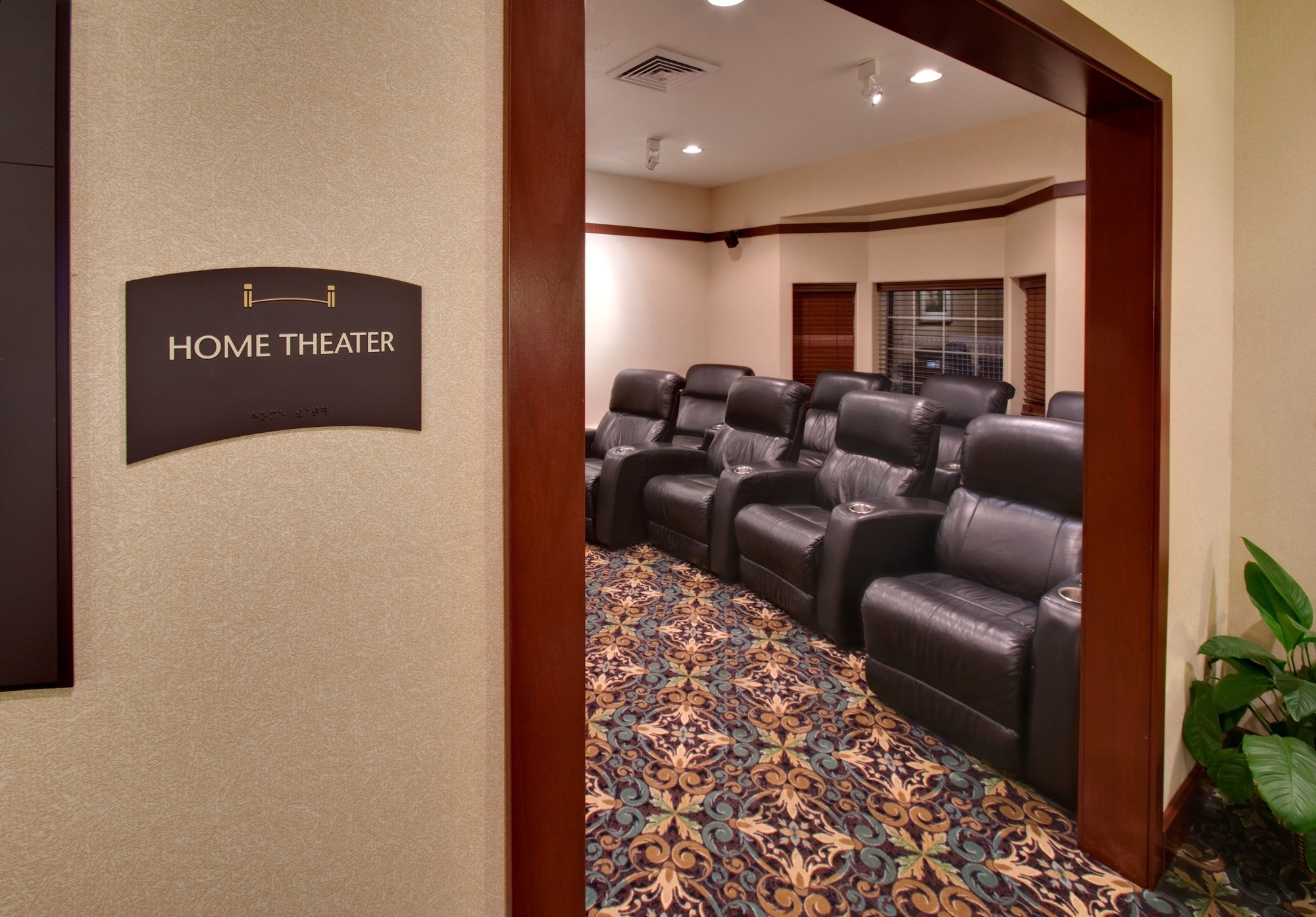 Staybridge Suites Rockford