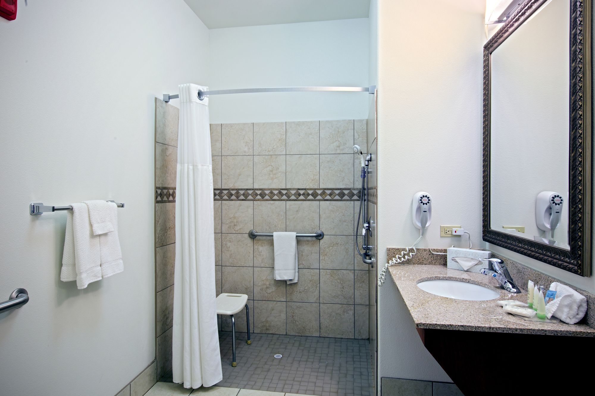 Staybridge Suites Rockford