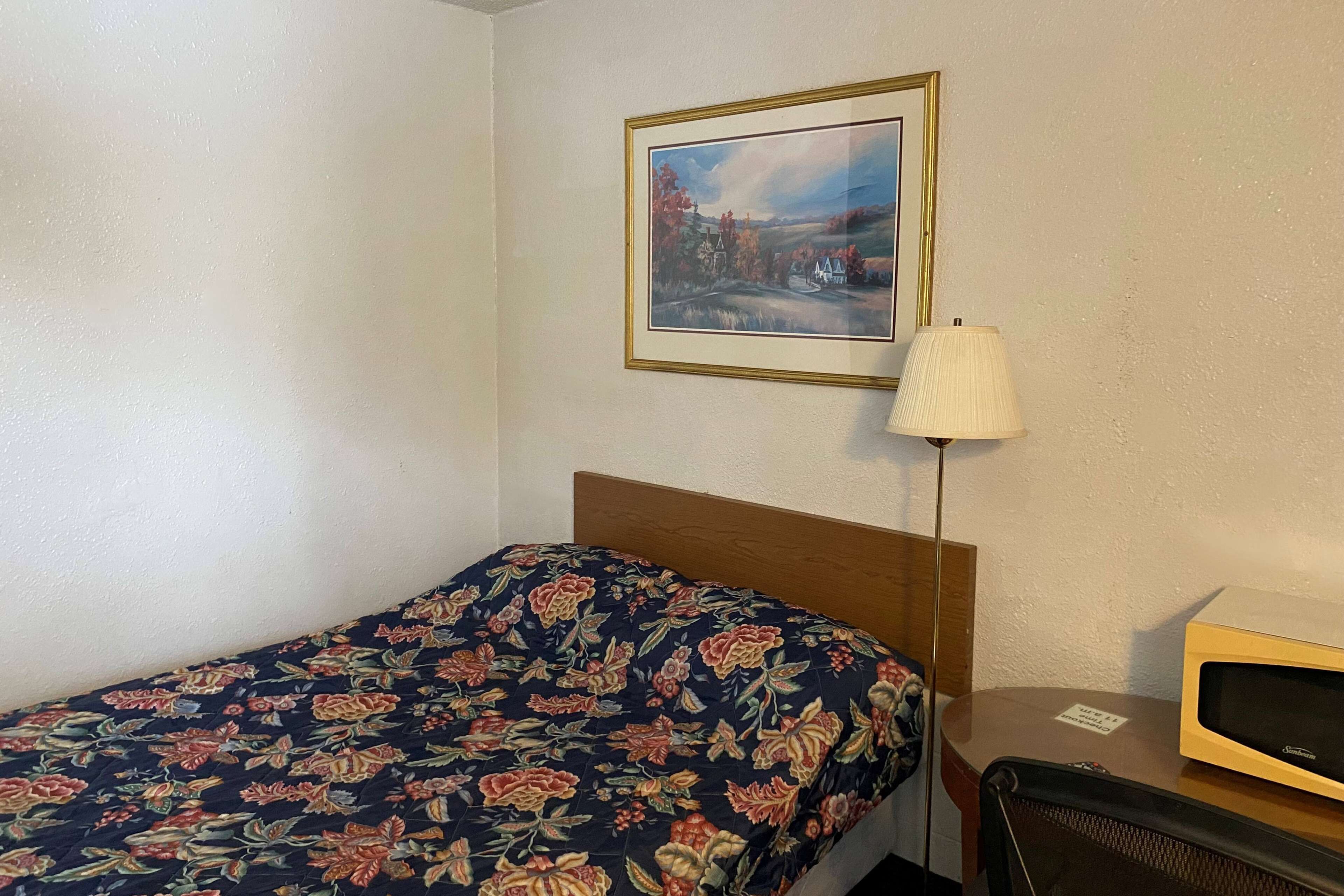 Travelodge By Wyndham Rockford South