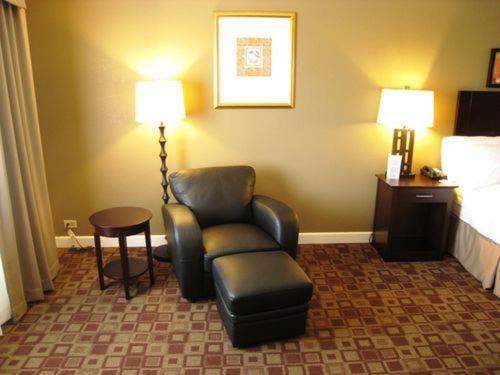 Holiday Inn Express Rolling Meadows - Schaumburg Area
