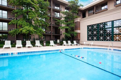 Holiday Inn Express Rolling Meadows - Schaumburg Area