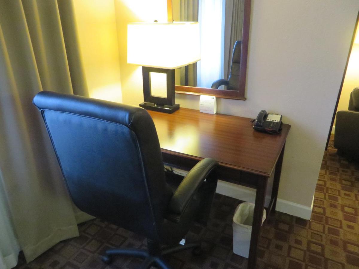 Holiday Inn Express Rolling Meadows - Schaumburg Area