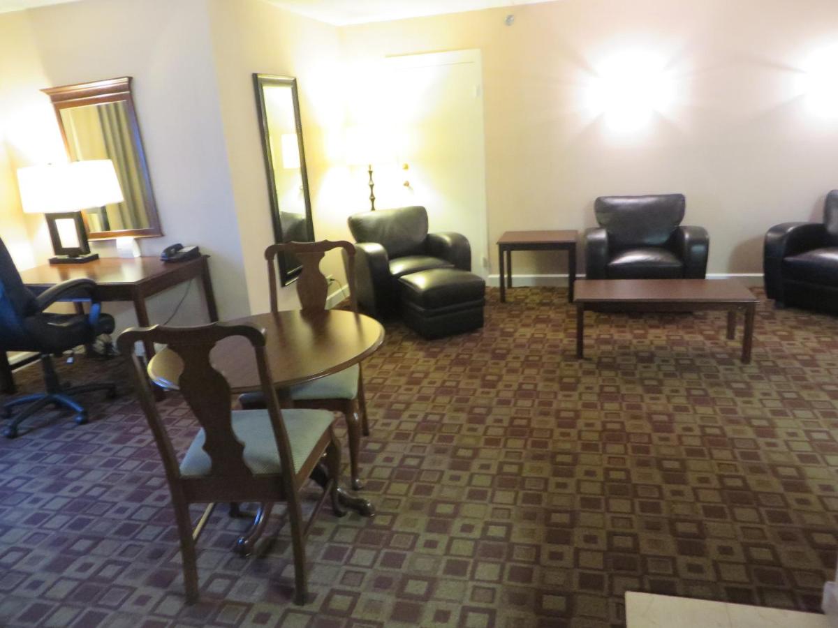 Holiday Inn Express Rolling Meadows - Schaumburg Area