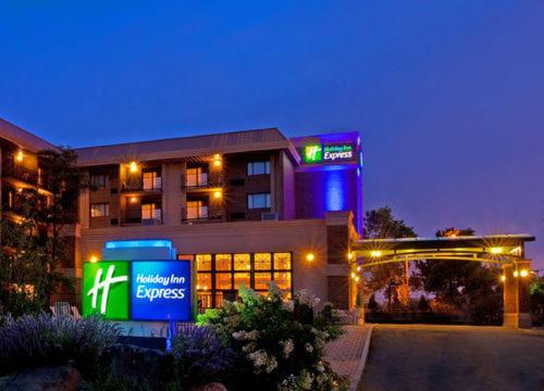 Holiday Inn Express Rolling Meadows - Schaumburg Area