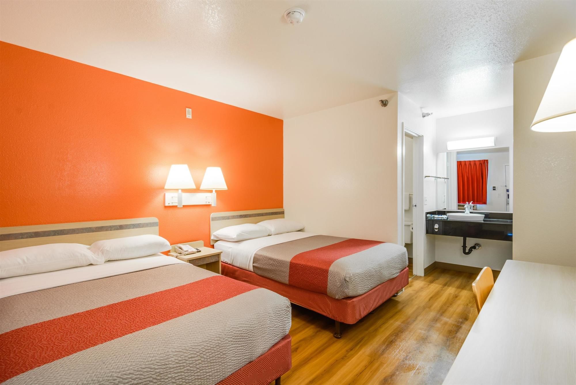 Motel 6