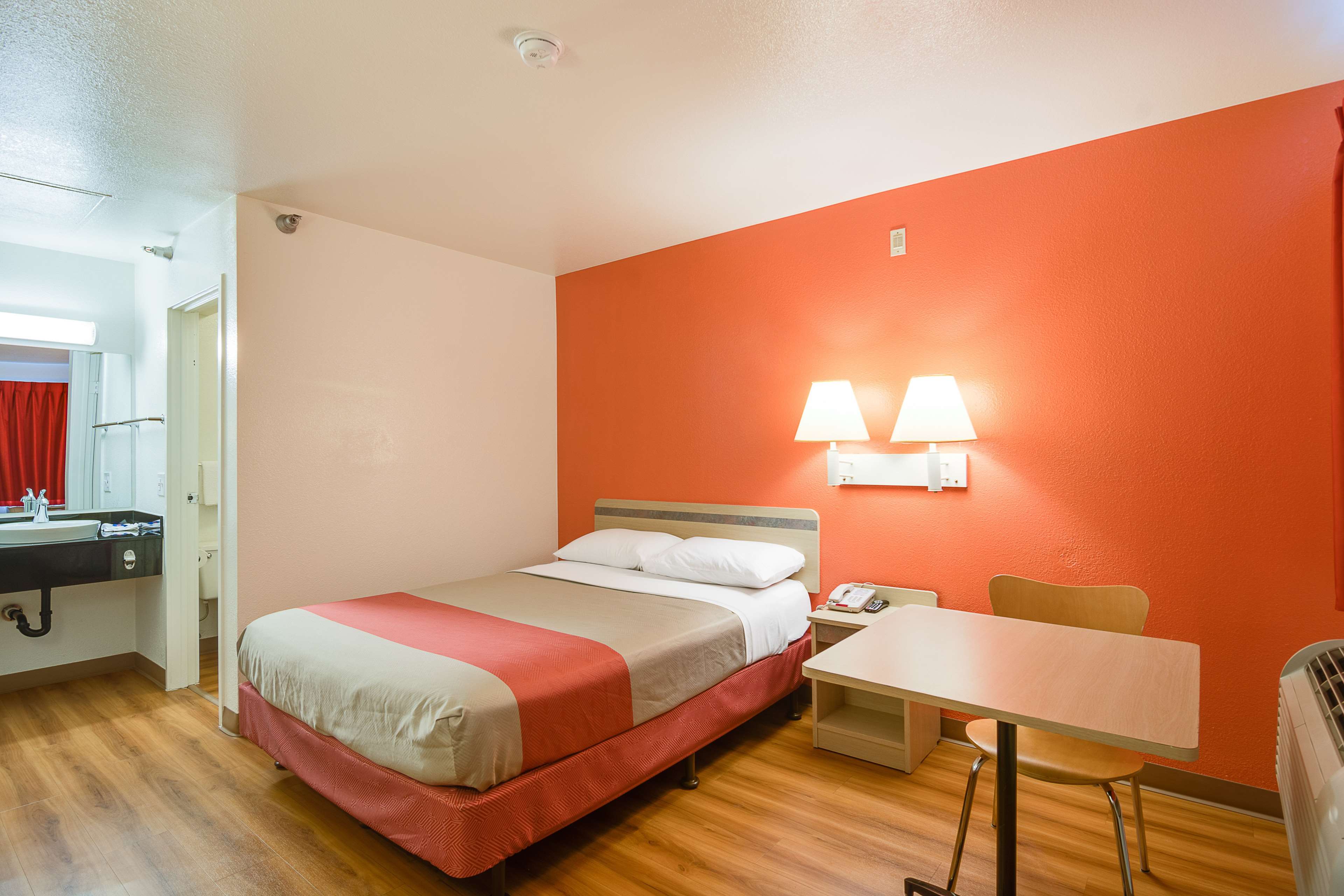 Motel 6