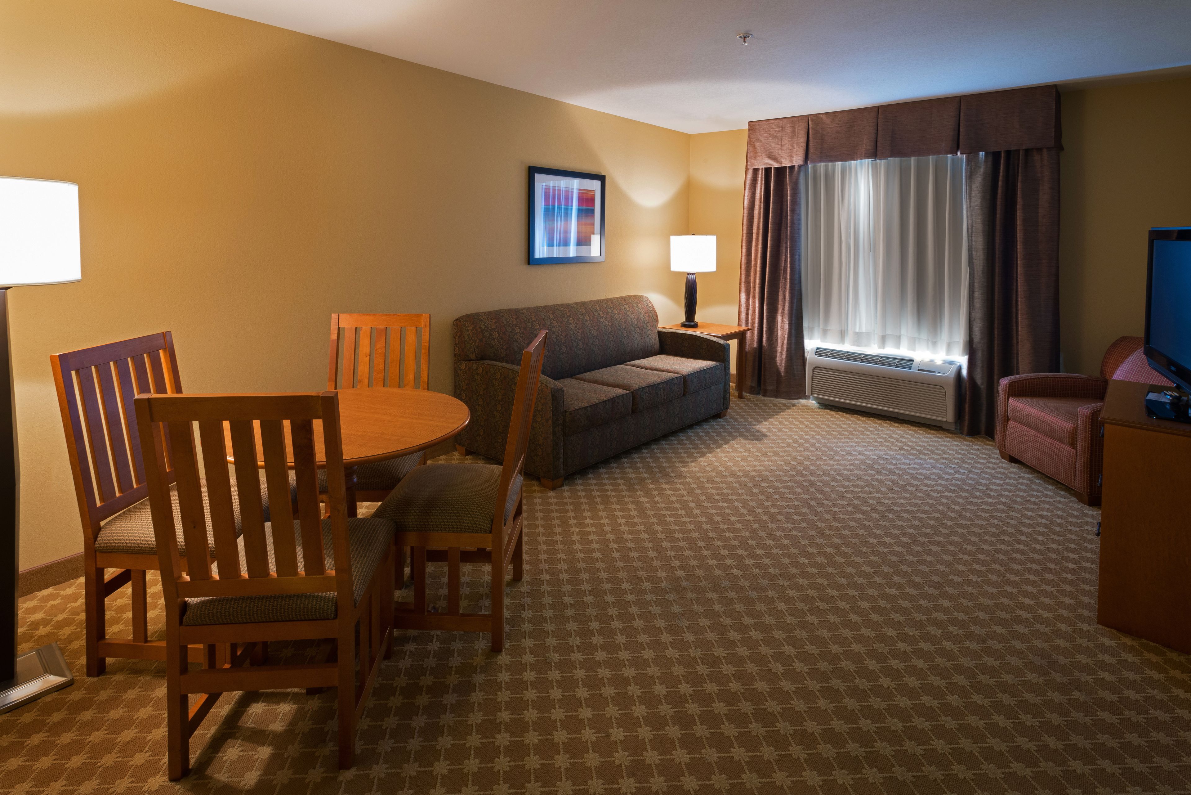 Holiday Inn Express & Suites Chicago West-Roselle