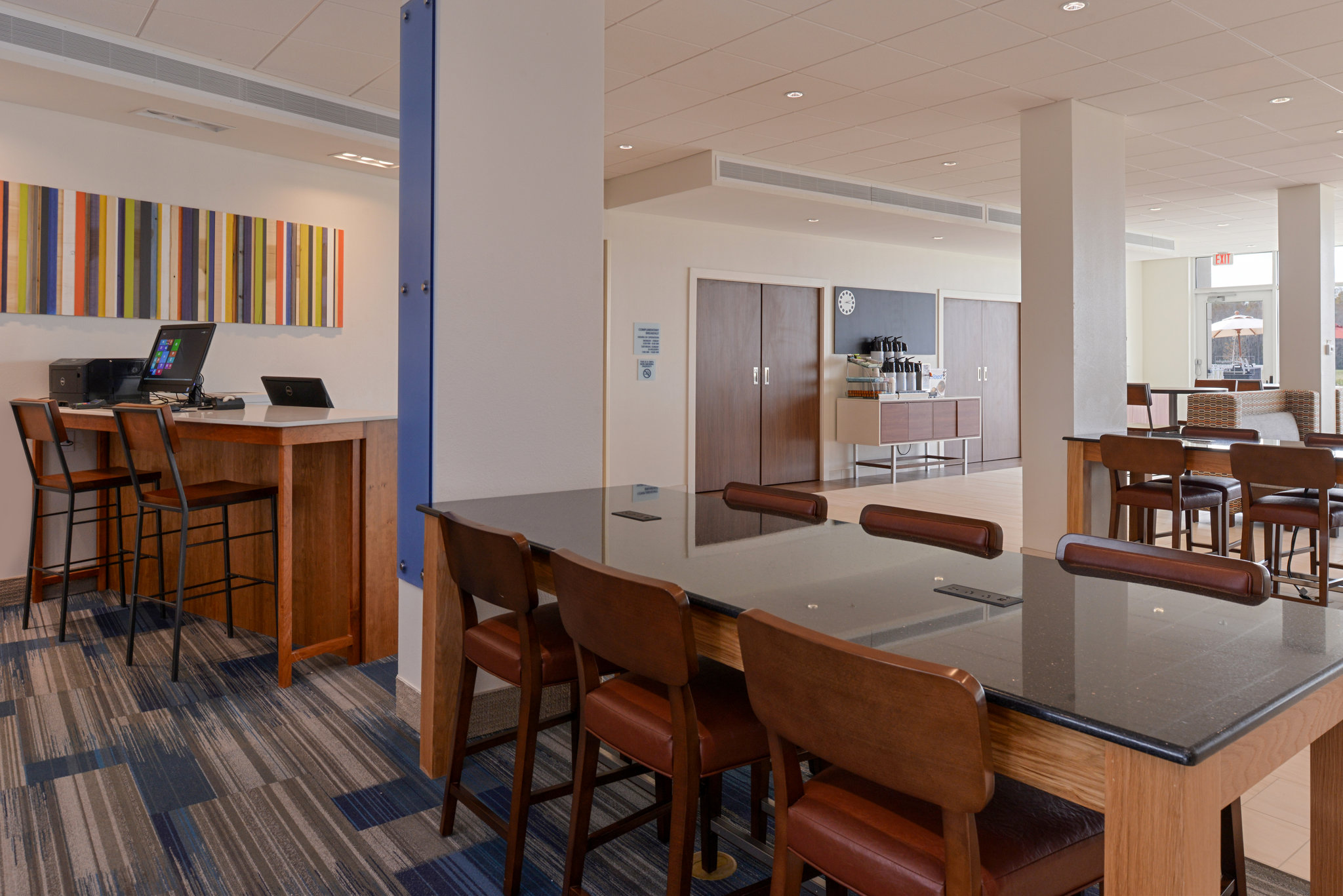 Holiday Inn Express & Suites Salem