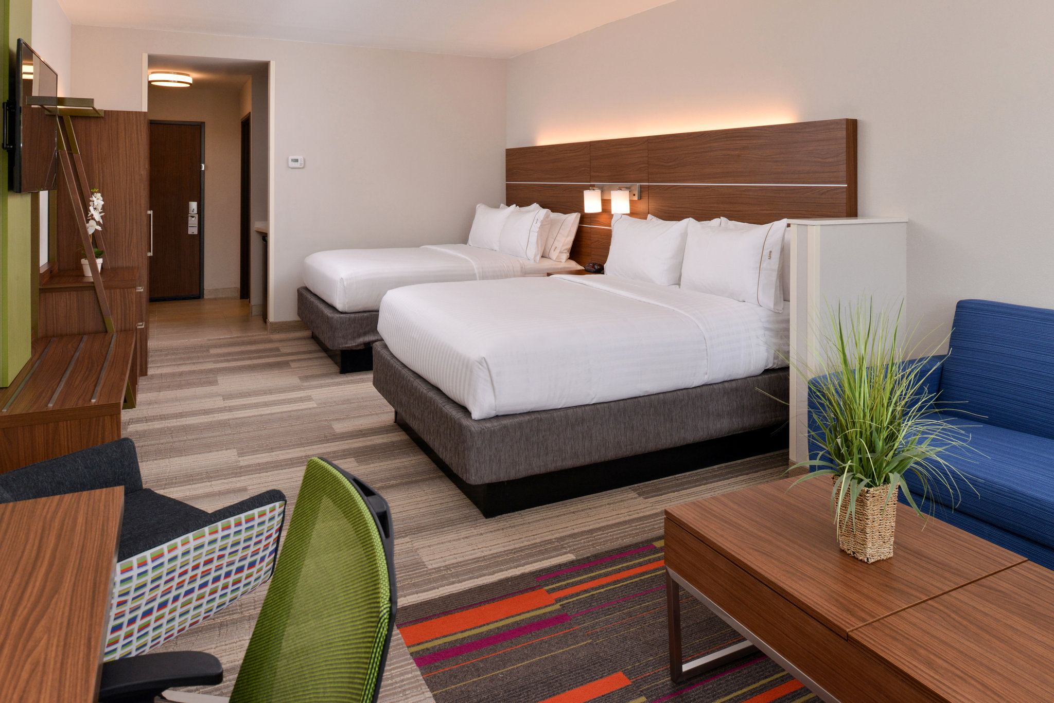 Holiday Inn Express & Suites Salem