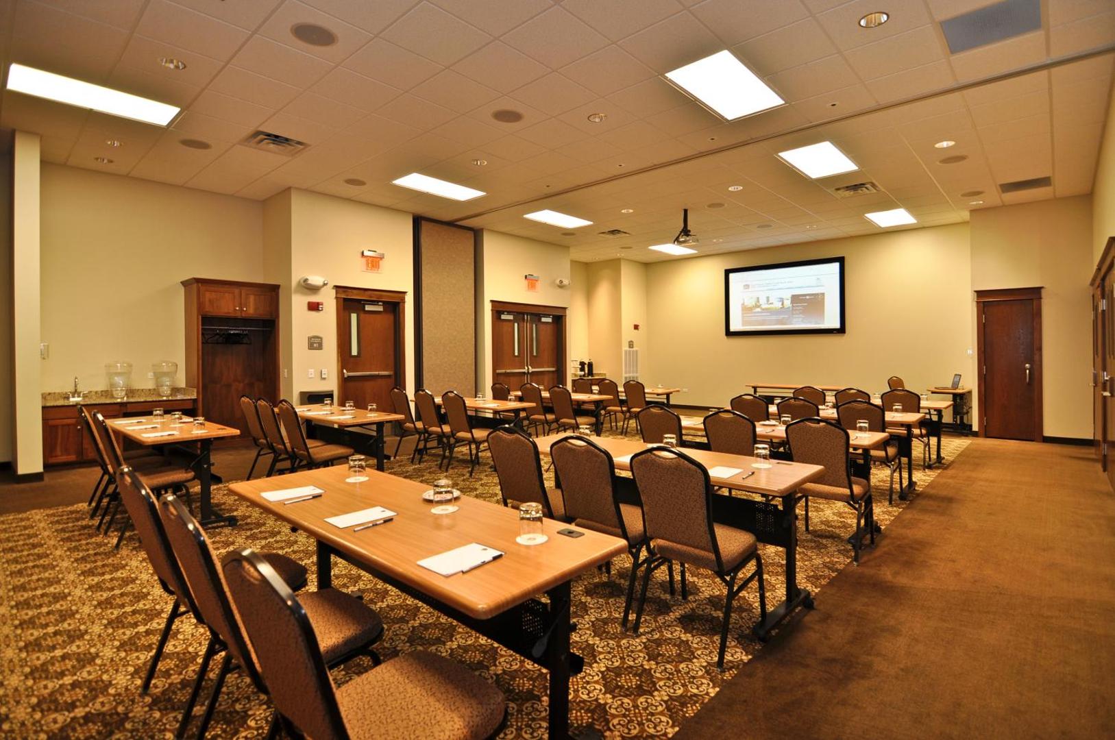 Montcler Hotel & Conference Center Trademark Collection by Wyndham