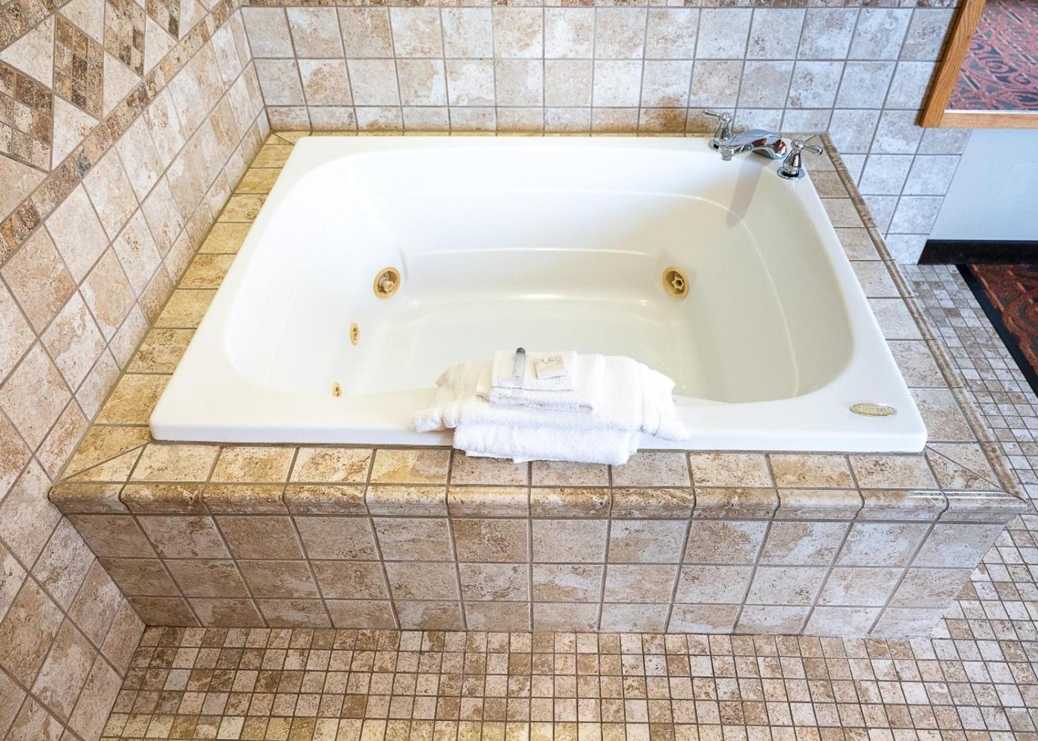 Savanna Inn & Suites