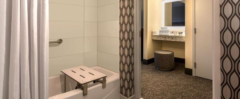 DoubleTree by Hilton Hotel Chicago-Schaumburg
