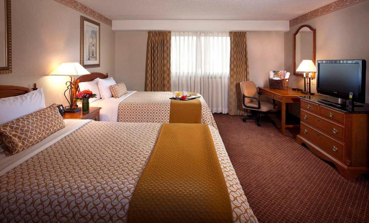 Embassy Suites Chicago Schaumburg Woodfield