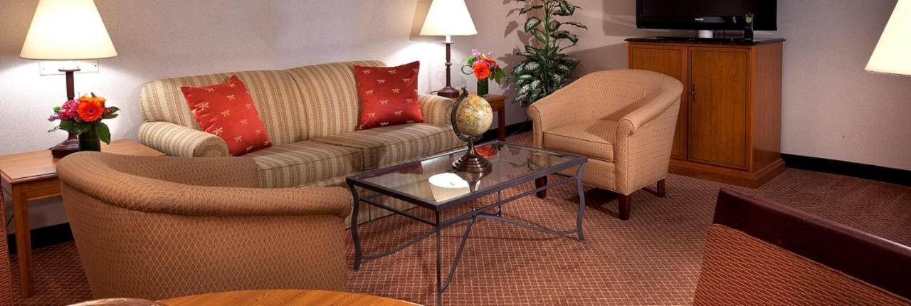 Embassy Suites Chicago Schaumburg Woodfield