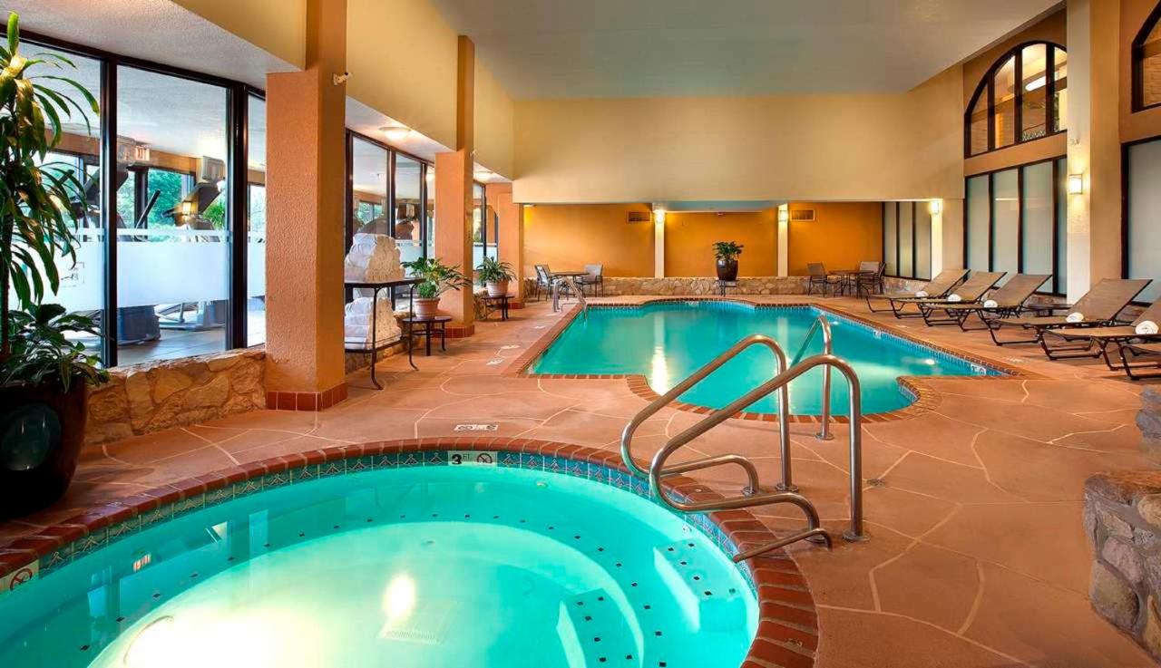 Embassy Suites Chicago Schaumburg Woodfield