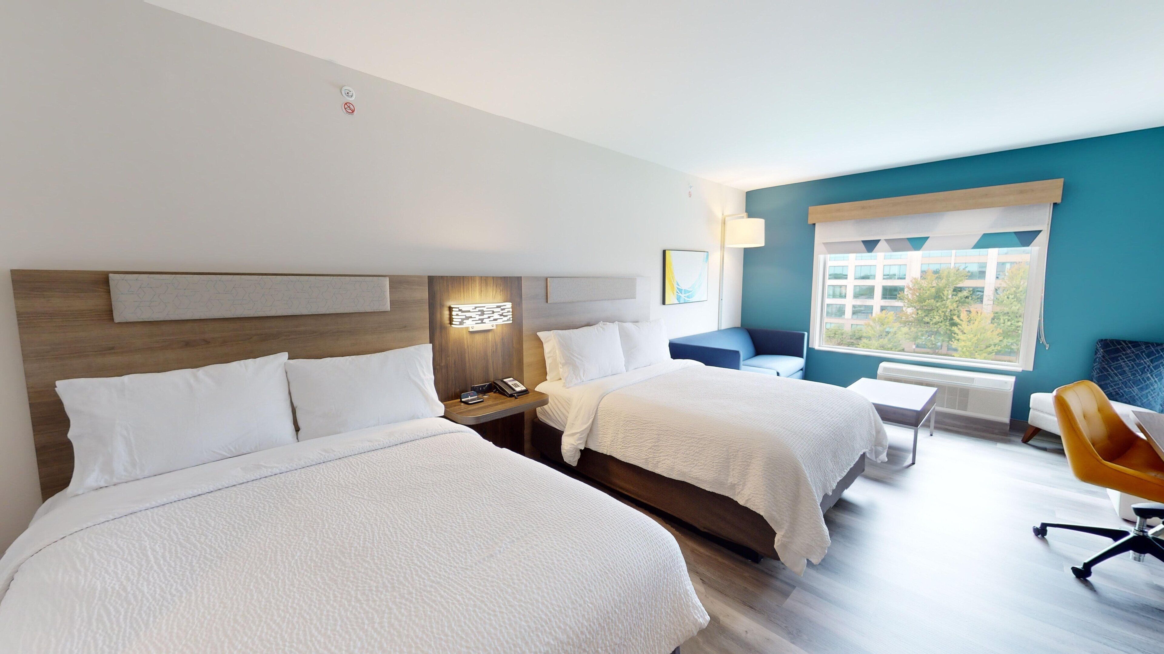 Holiday Inn Express Suites Chicago Schaumburg an IHG Hotel
